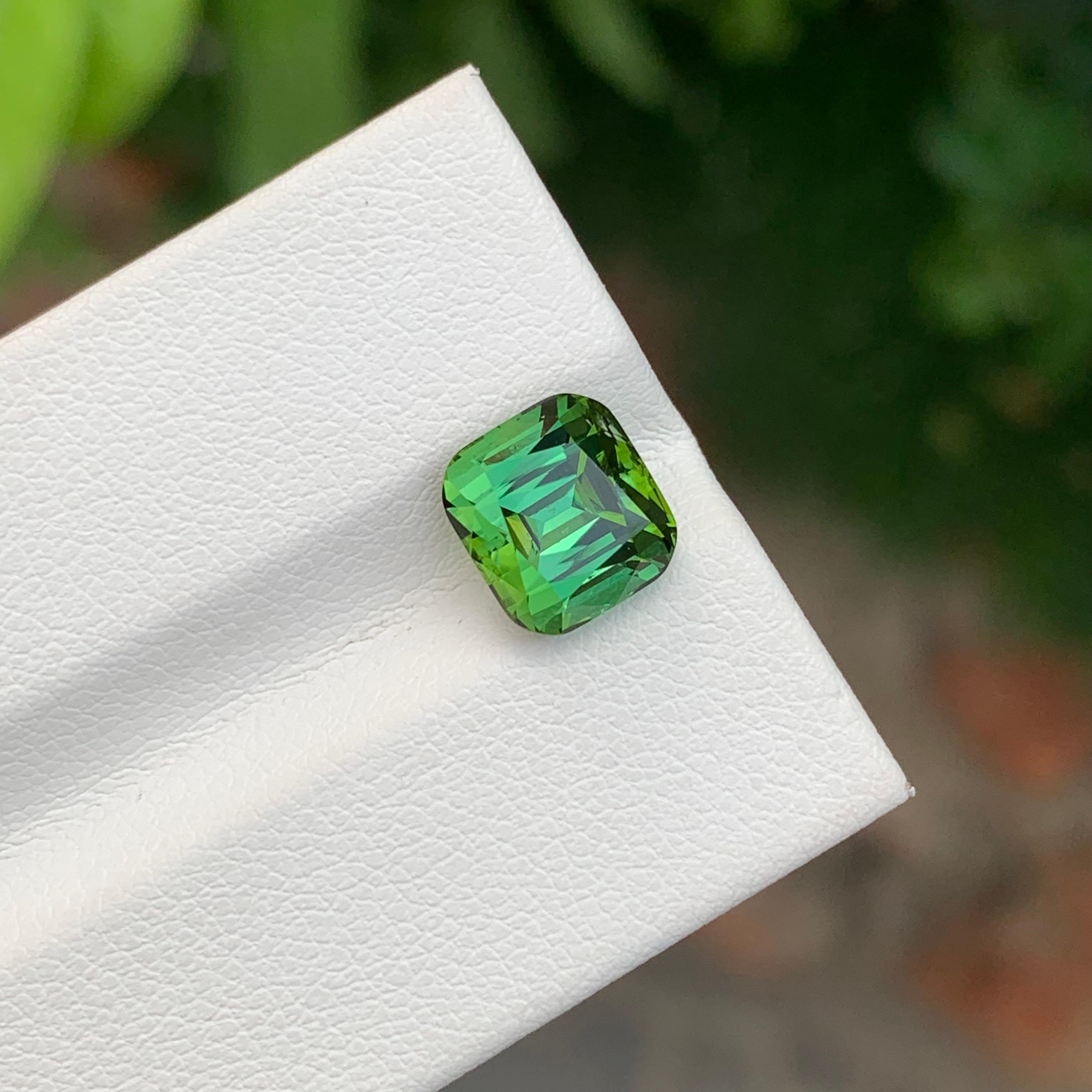 3.40 Carat Natural Loose Green Tourmaline Cushion Shape Gem October Birthstone (pierre de naissance d'octobre) Neuf - En vente à Peshawar, PK