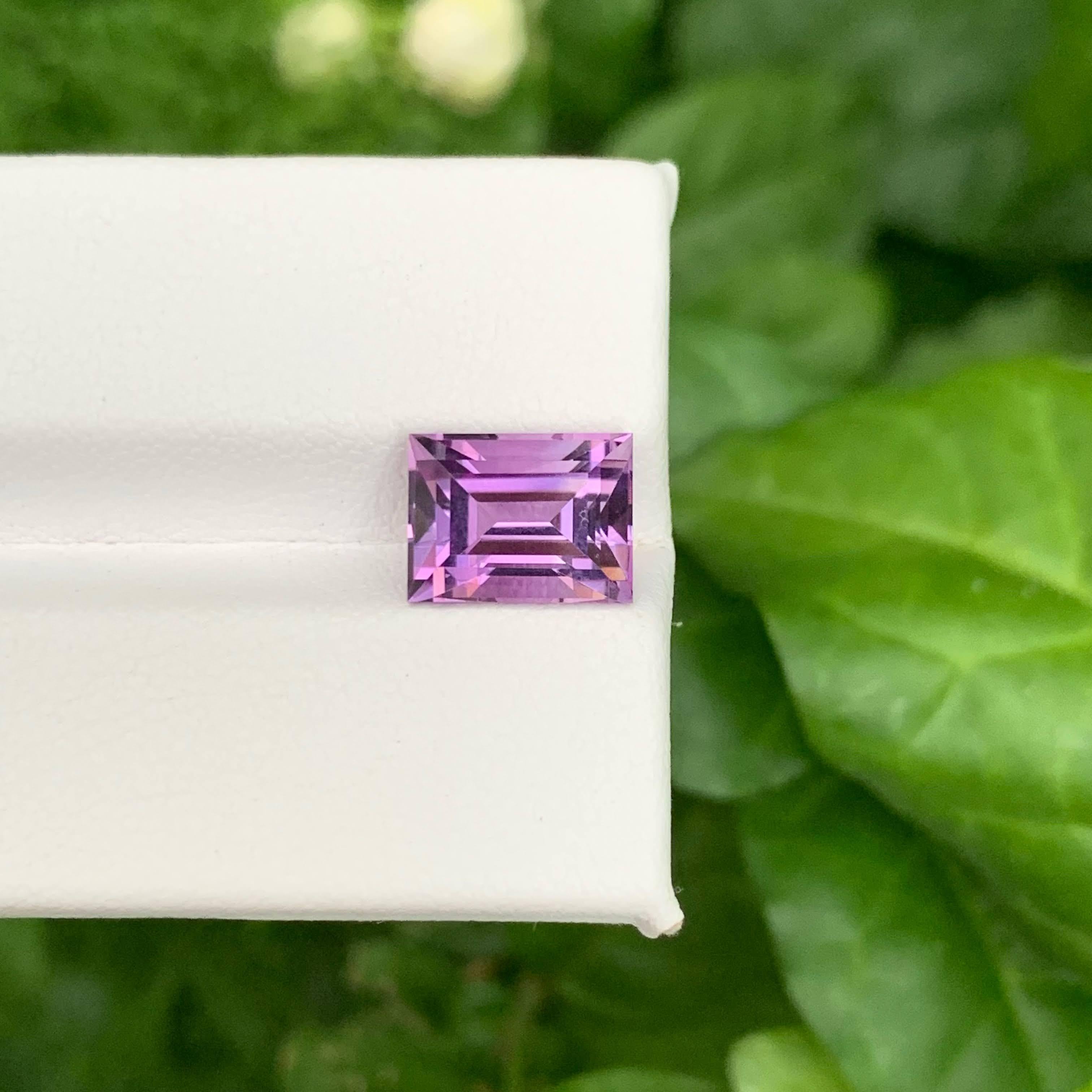 3.40 Karat Natürlicher Loser Lila Amethyst Stein Baguette Schliff Brasilianischer Edelstein (Moderne) im Angebot
