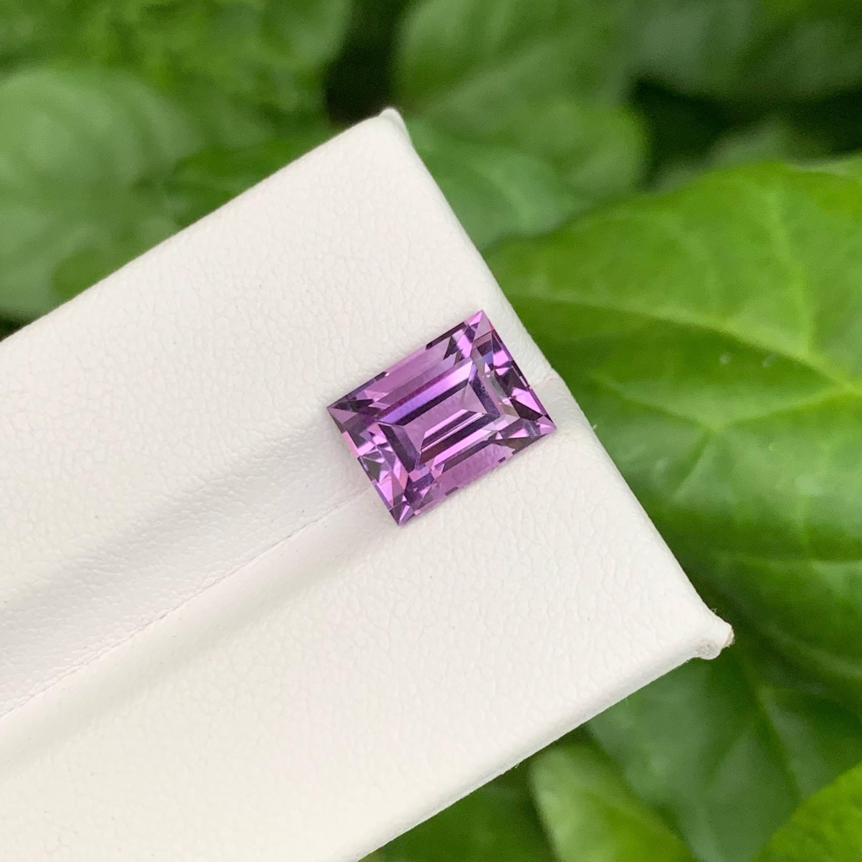 3.40 Karat Natürlicher Loser Lila Amethyst Stein Baguette Schliff Brasilianischer Edelstein für Damen oder Herren im Angebot