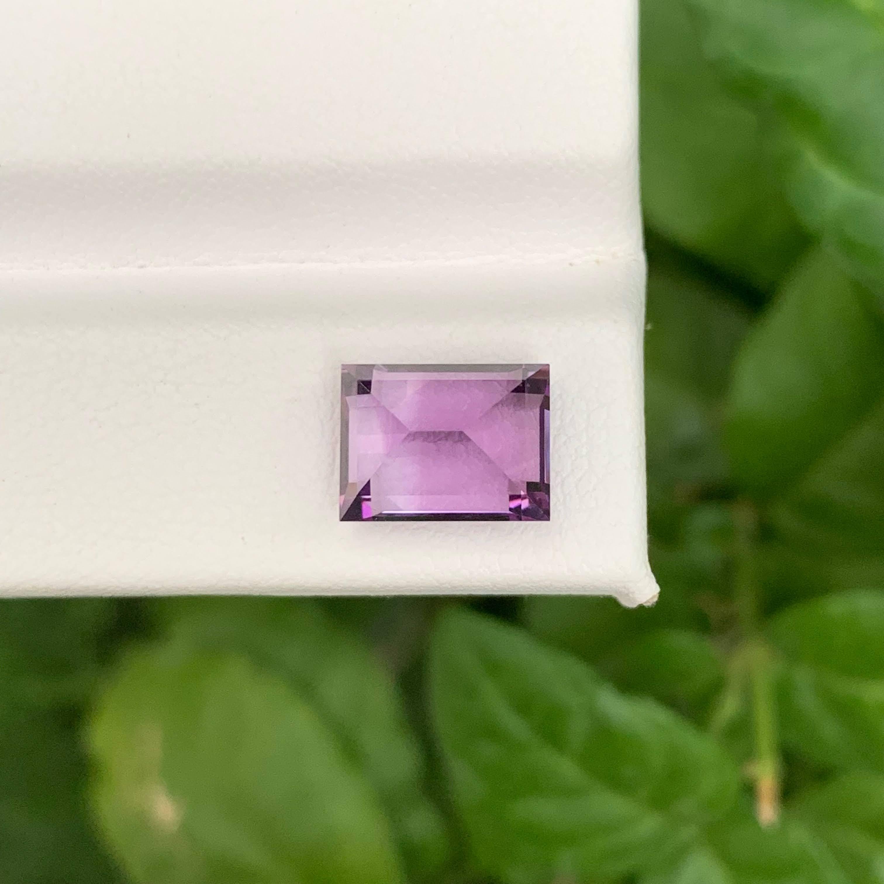 3.40 Karat Natürlicher Loser Lila Amethyst Stein Baguette Schliff Brasilianischer Edelstein im Angebot 1