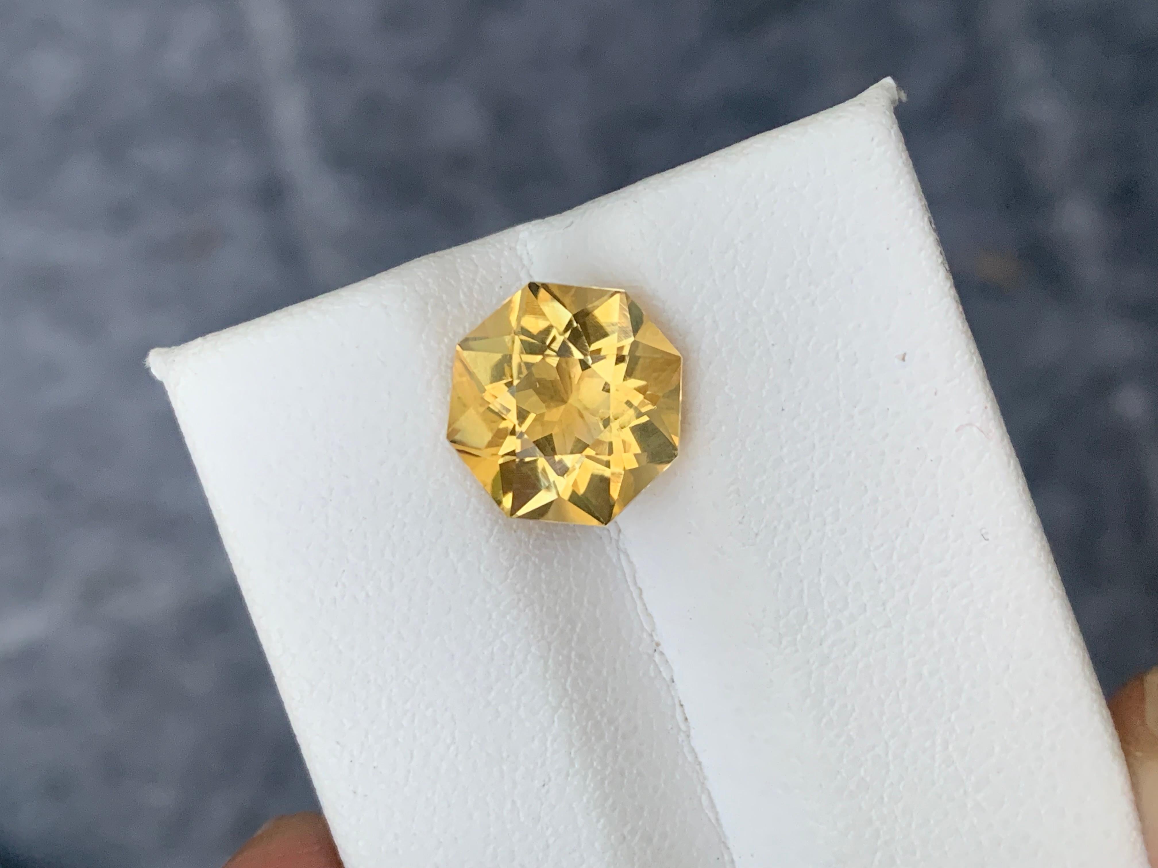 3.40 Carat Natural Loose Yellow Citrine Octagon Shape from Brazil For Sale 4