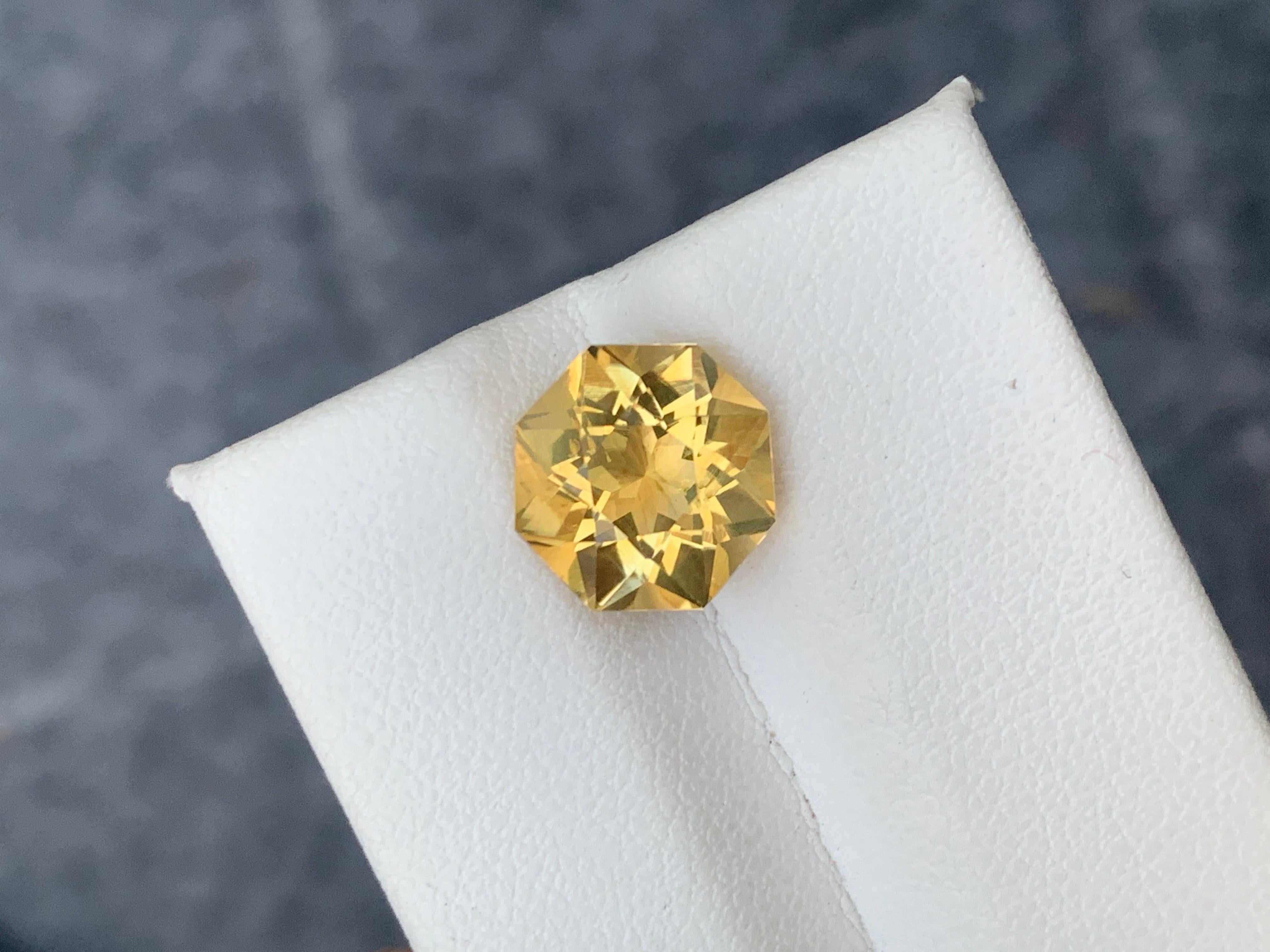 3.40 Carat Natural Loose Yellow Citrine Octagon Shape from Brazil For Sale 5