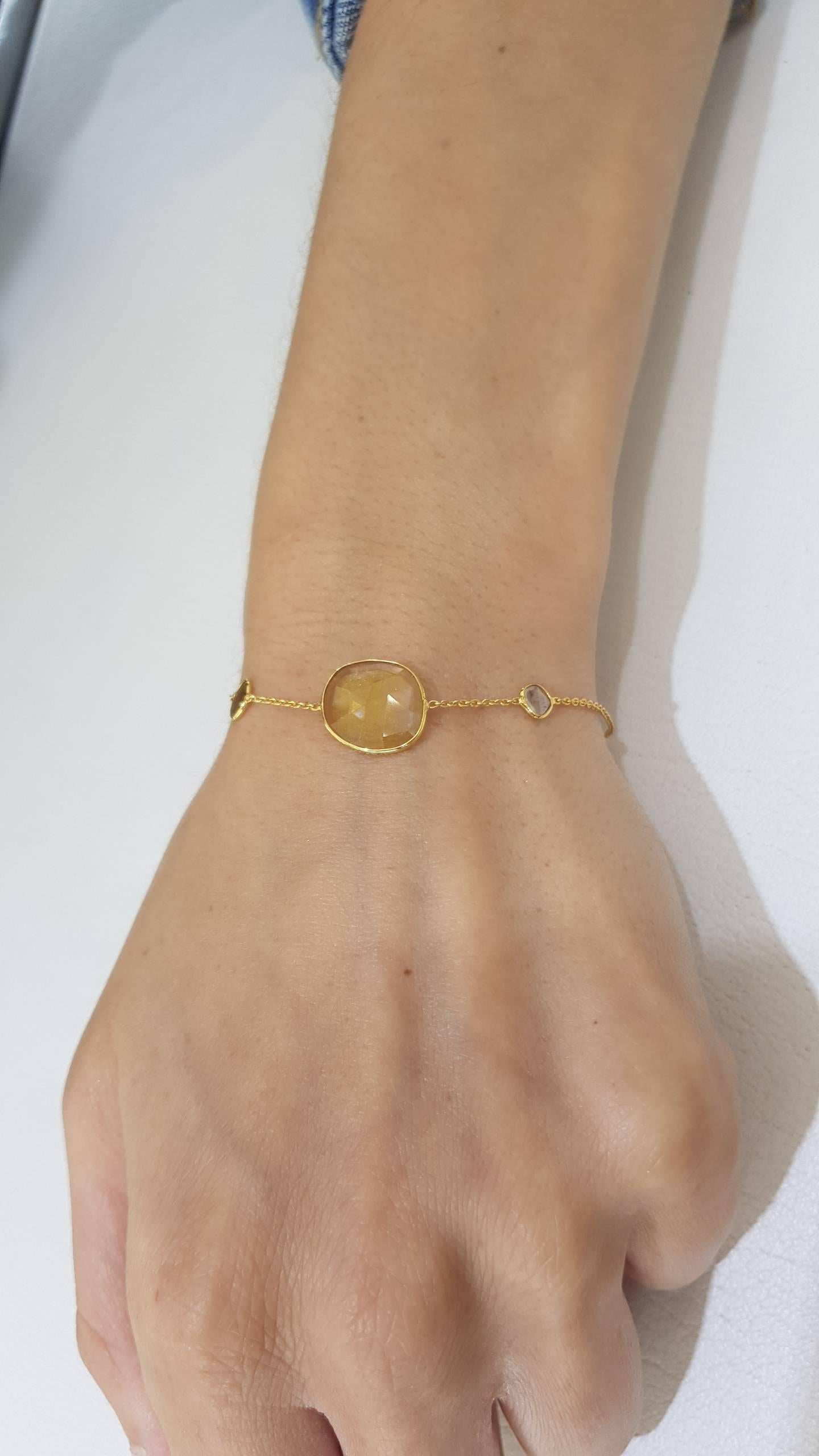 3,40 Karat Rosenschliff Saphir Diamant 18 KT Gelbgold Kunsthandwerkliches Armband  (Zeitgenössisch) im Angebot