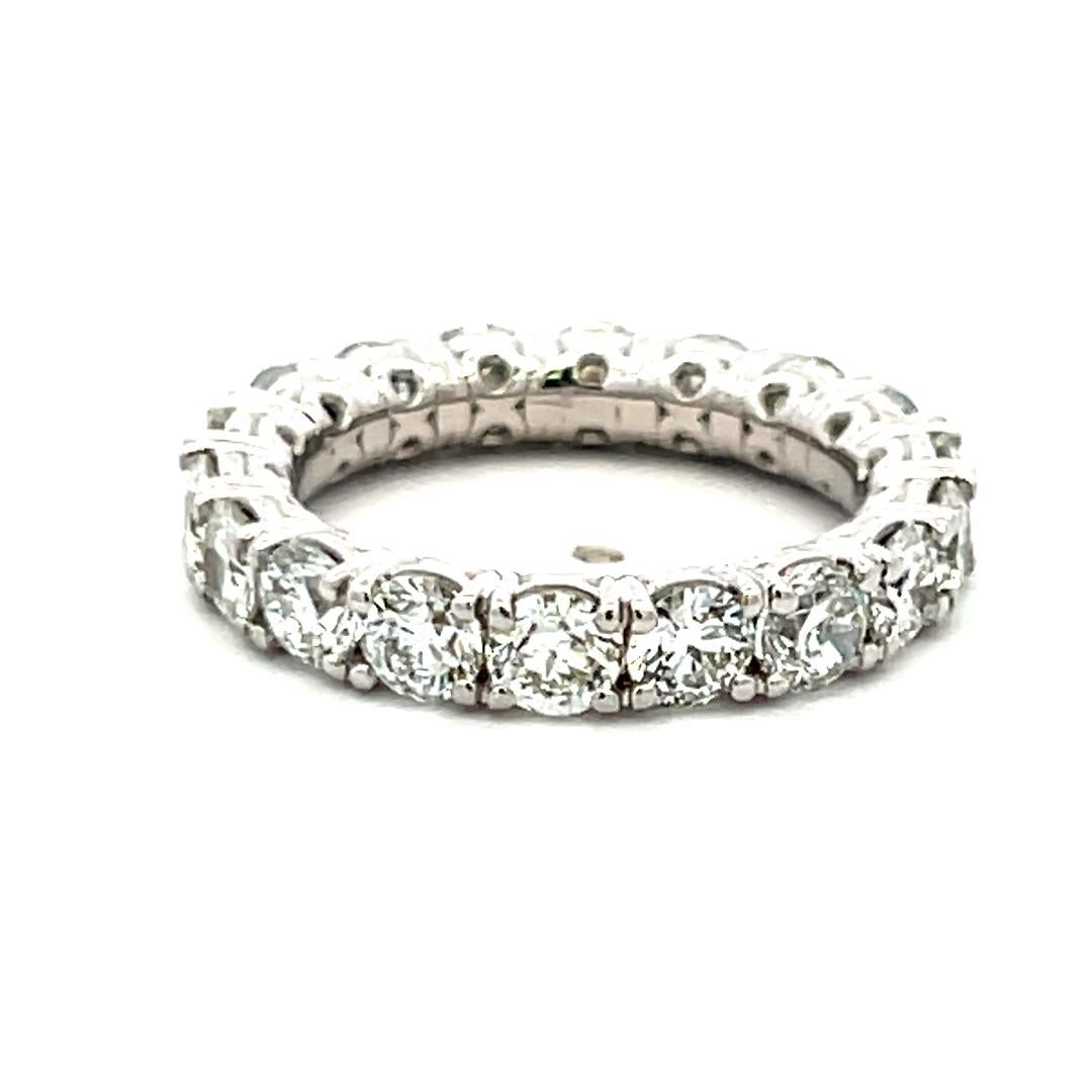 3.40 Carat Round Brilliant G VS Diamond Platinum Eternity Band Ring Pour femmes en vente