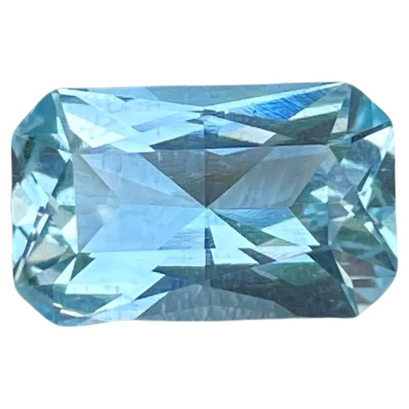 3.40 carats Aquamarine Stone Custom Precision Cut Natural Nigerian Gemstone For Sale