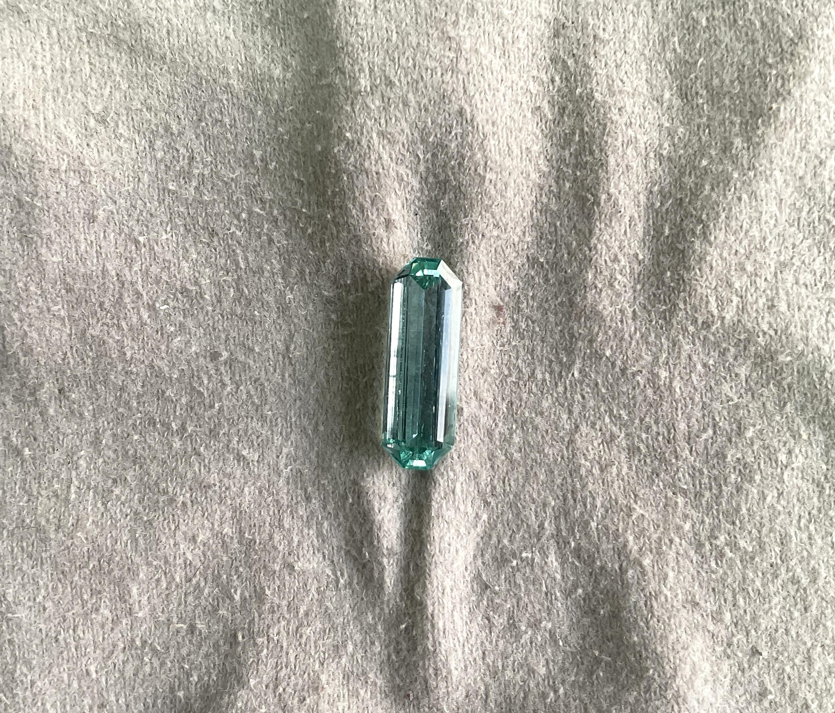 3.40 Carats Beryl Emerald Top Quality Octagon Cut Stone For Jewelry Natural Gem

Gemstone - beryl emerald
Weight:  3.40 Carats
Size: 17x5 MM
Pieces: 1