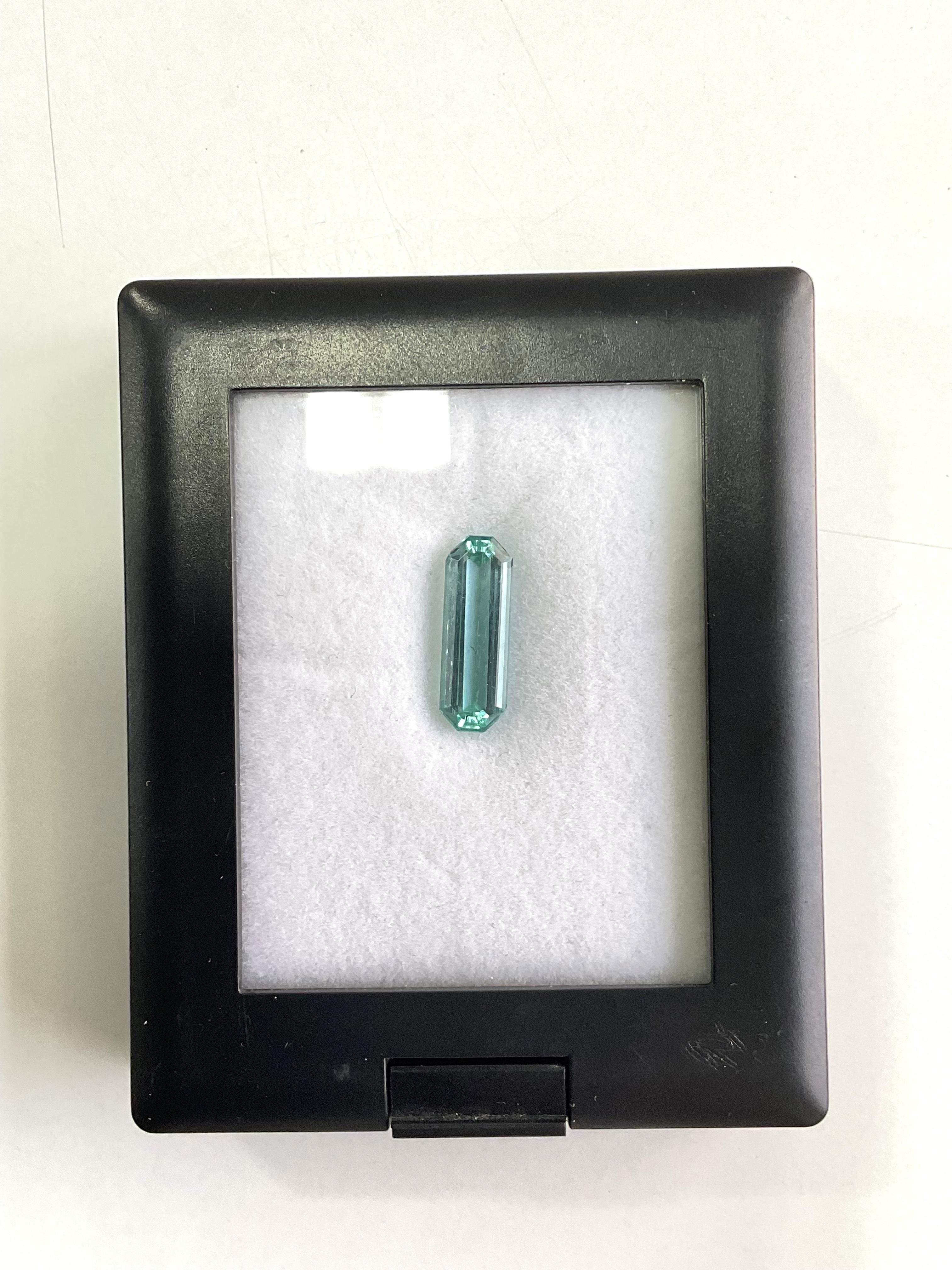 3.40 Carats Beryl Emerald Top Quality Octa Cut Stone For Jewelry Natural Gem For Sale 3