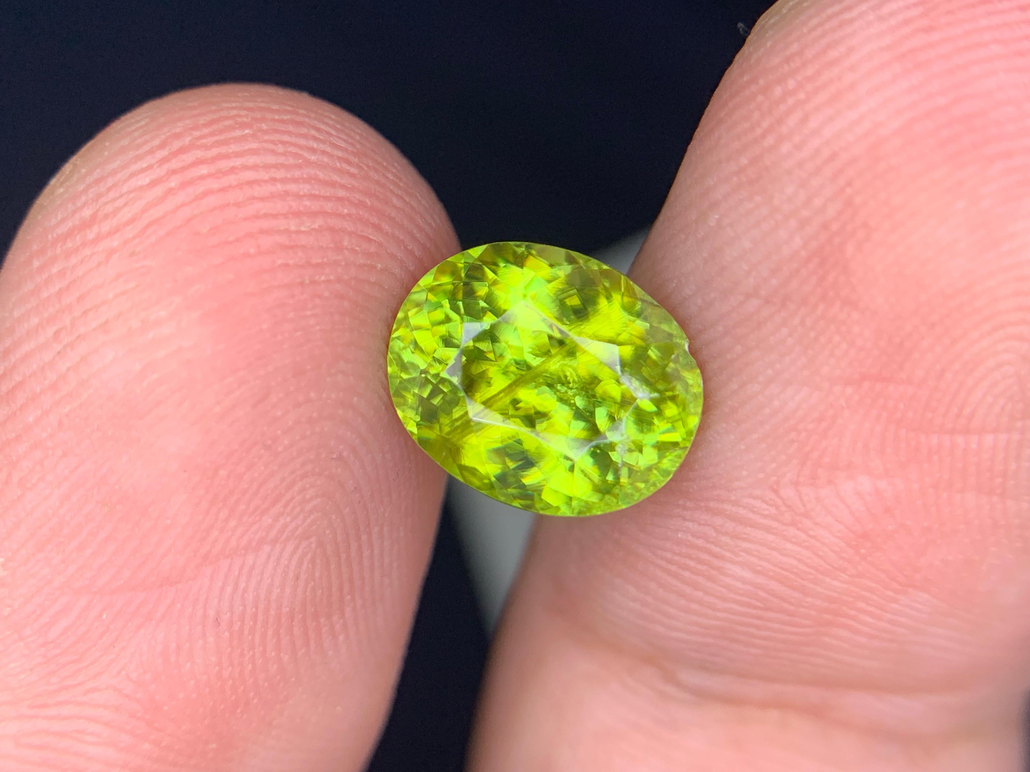 3.40 Carats Loose Titanite (Sphene) Natural Gemstone im Angebot 1
