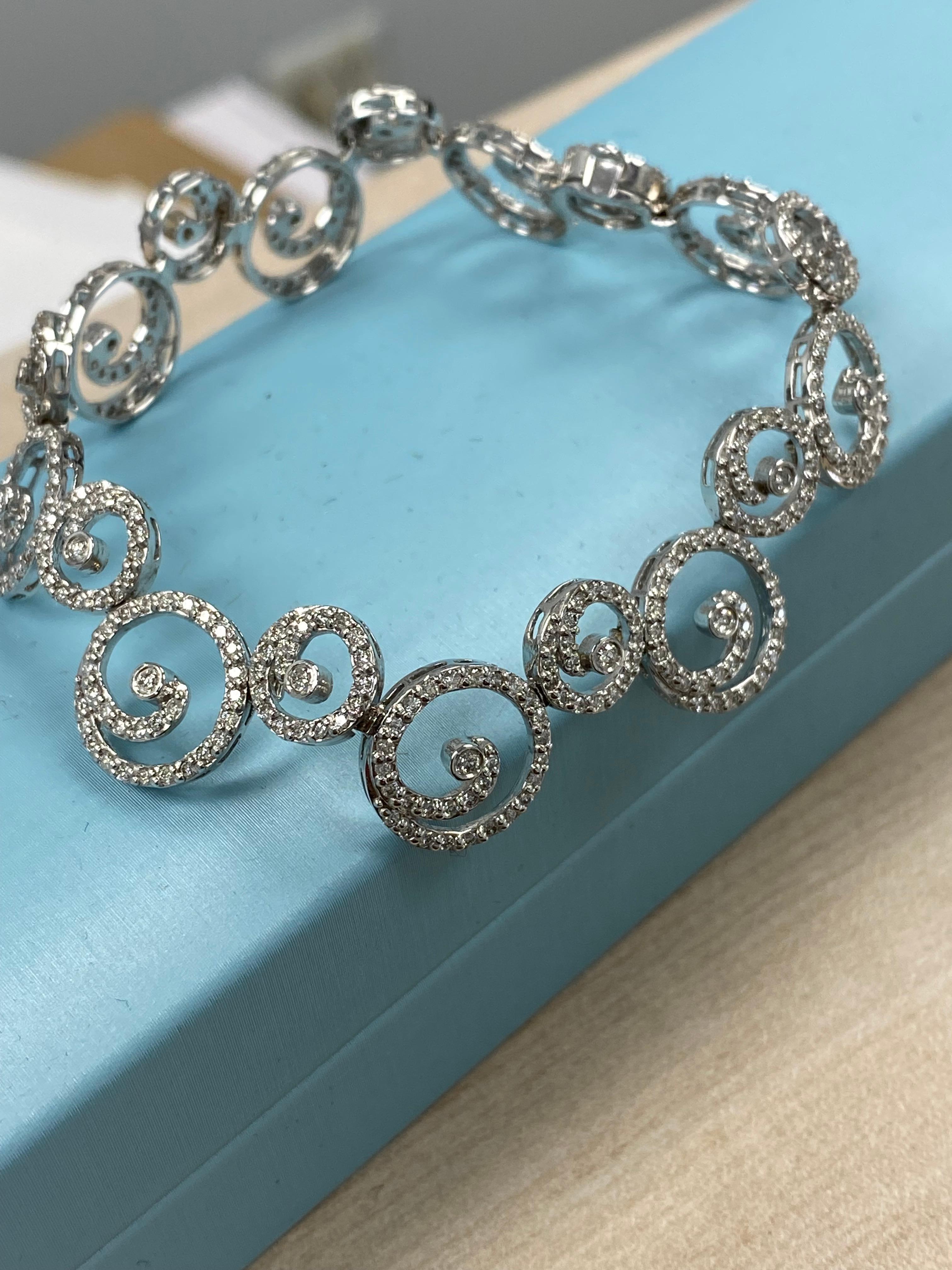 3,40 qt Diamond Swirl Link Bridal Bracelet 14k White Gold en venta 4