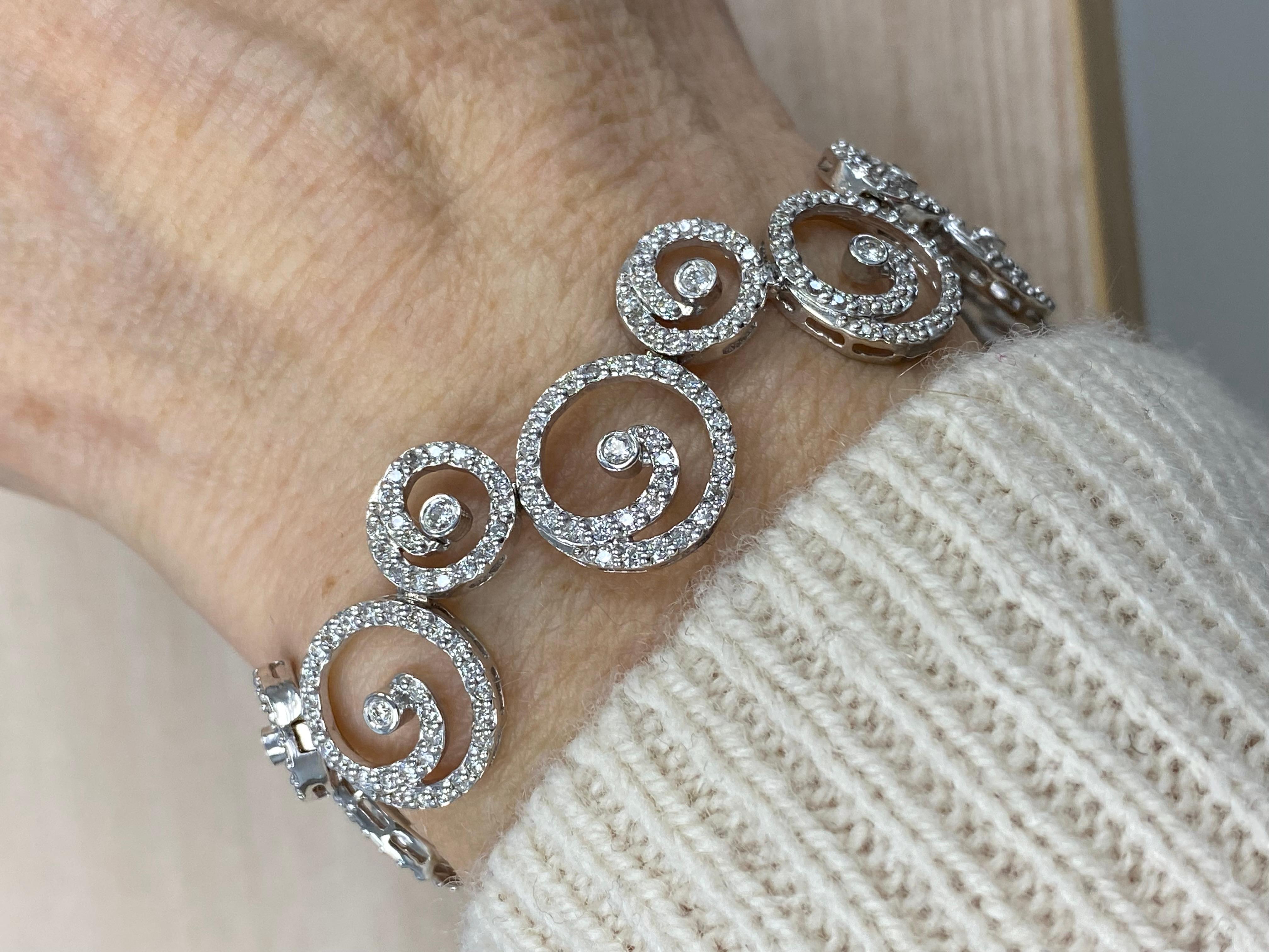 3,40 qt Diamond Swirl Link Bridal Bracelet 14k White Gold en venta 6