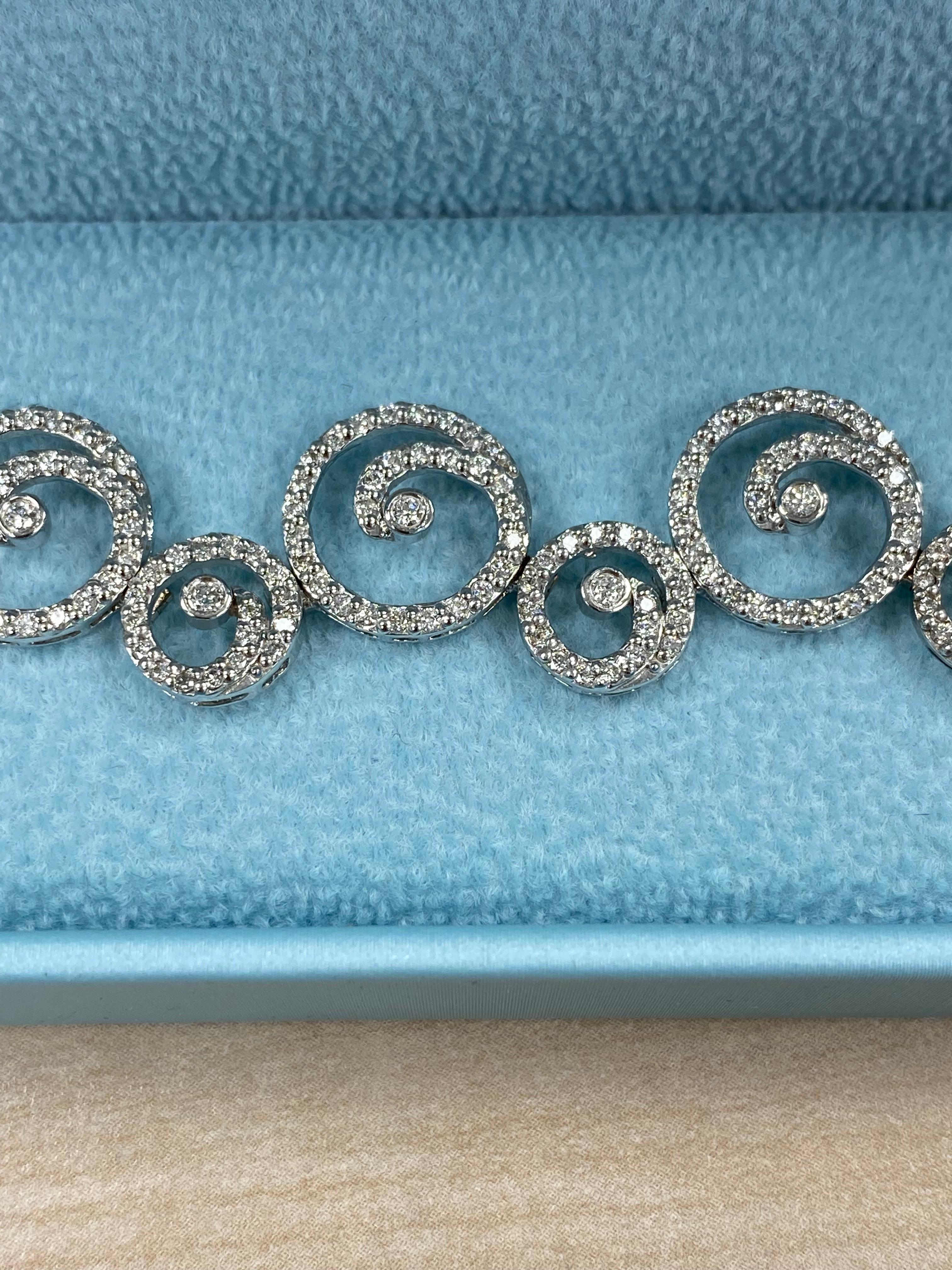 3,40 qt Diamond Swirl Link Bridal Bracelet 14k White Gold en venta 1