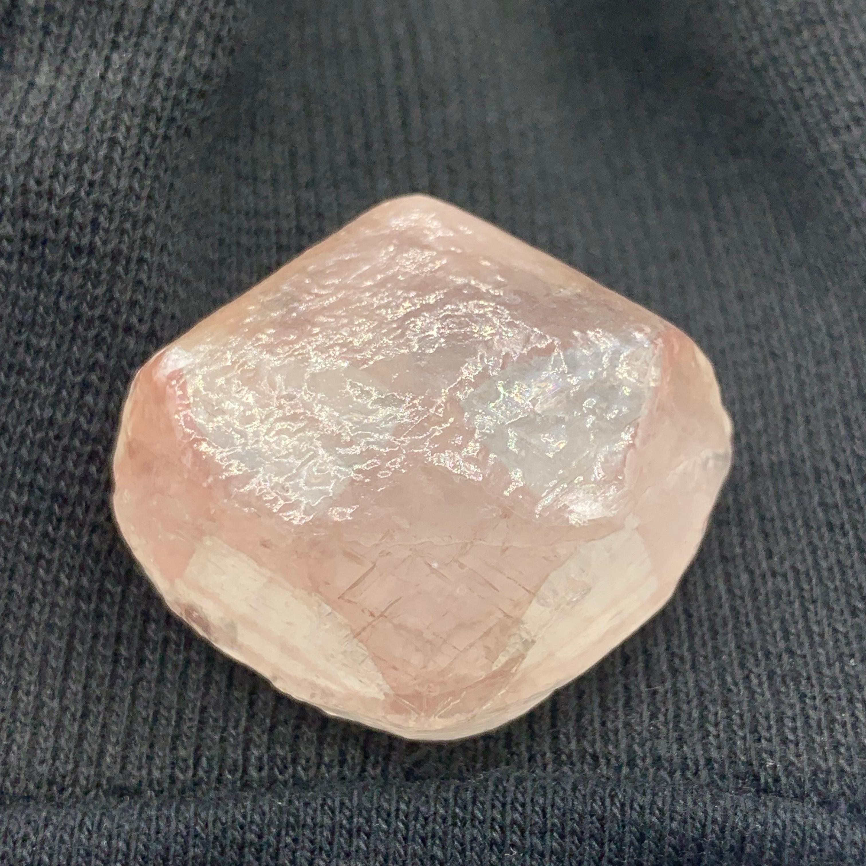34,04 Gram, schmuckvolles Spinnenauge Calcite-Kristall aus Balochistan, Pakistan im Angebot 3