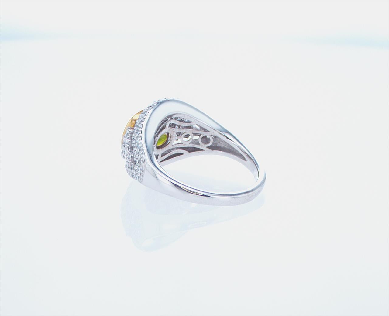 3.40ct Green Sapphire Ring with 0.84ct TW Dias in 18k White Gold with Palladium. For Sale 2