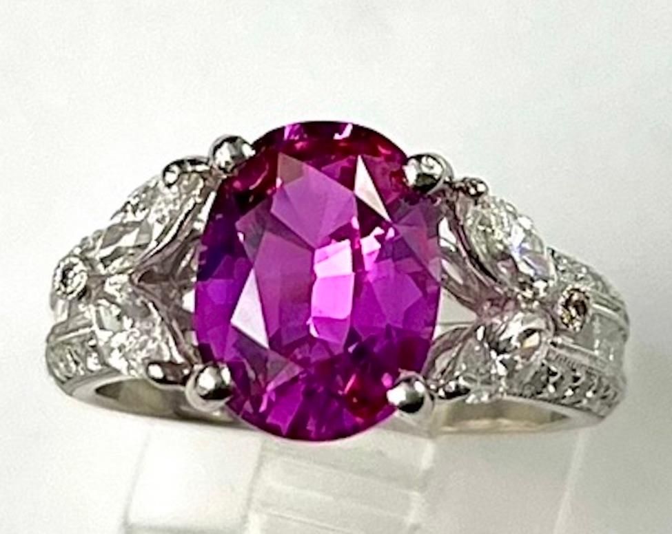 3.40Ct Very Fine Oval Pink Sapphire Platinum Ring In New Condition For Sale In San Diego, CA