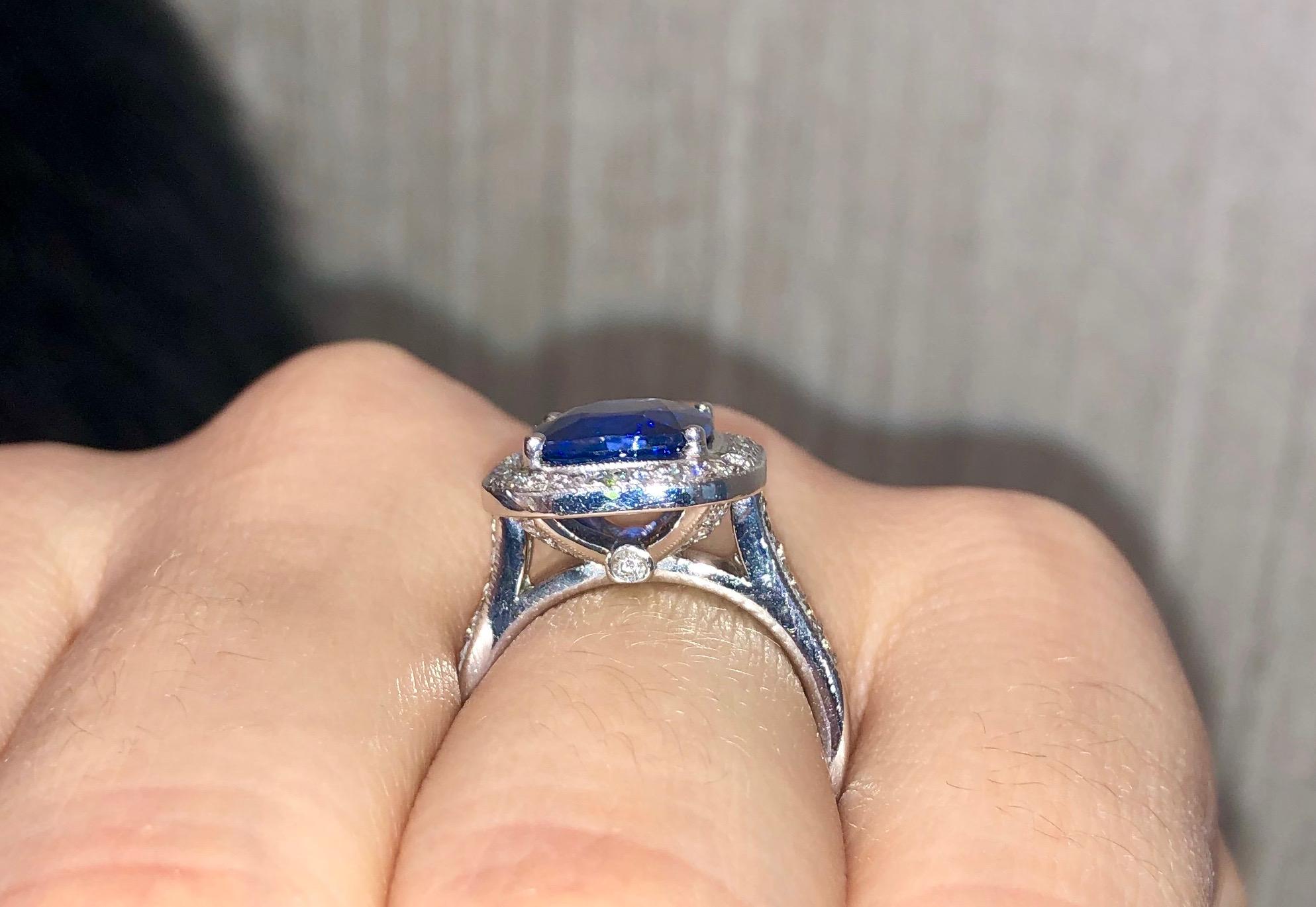 Women's or Men's 3.41 Carat Cushion Cut Natural Blue Sapphire Platinum Ring With Diamond Halo  For Sale