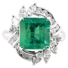 Nachlassring aus Platin mit 3,41 Karat natürlichem Smaragd und Diamant