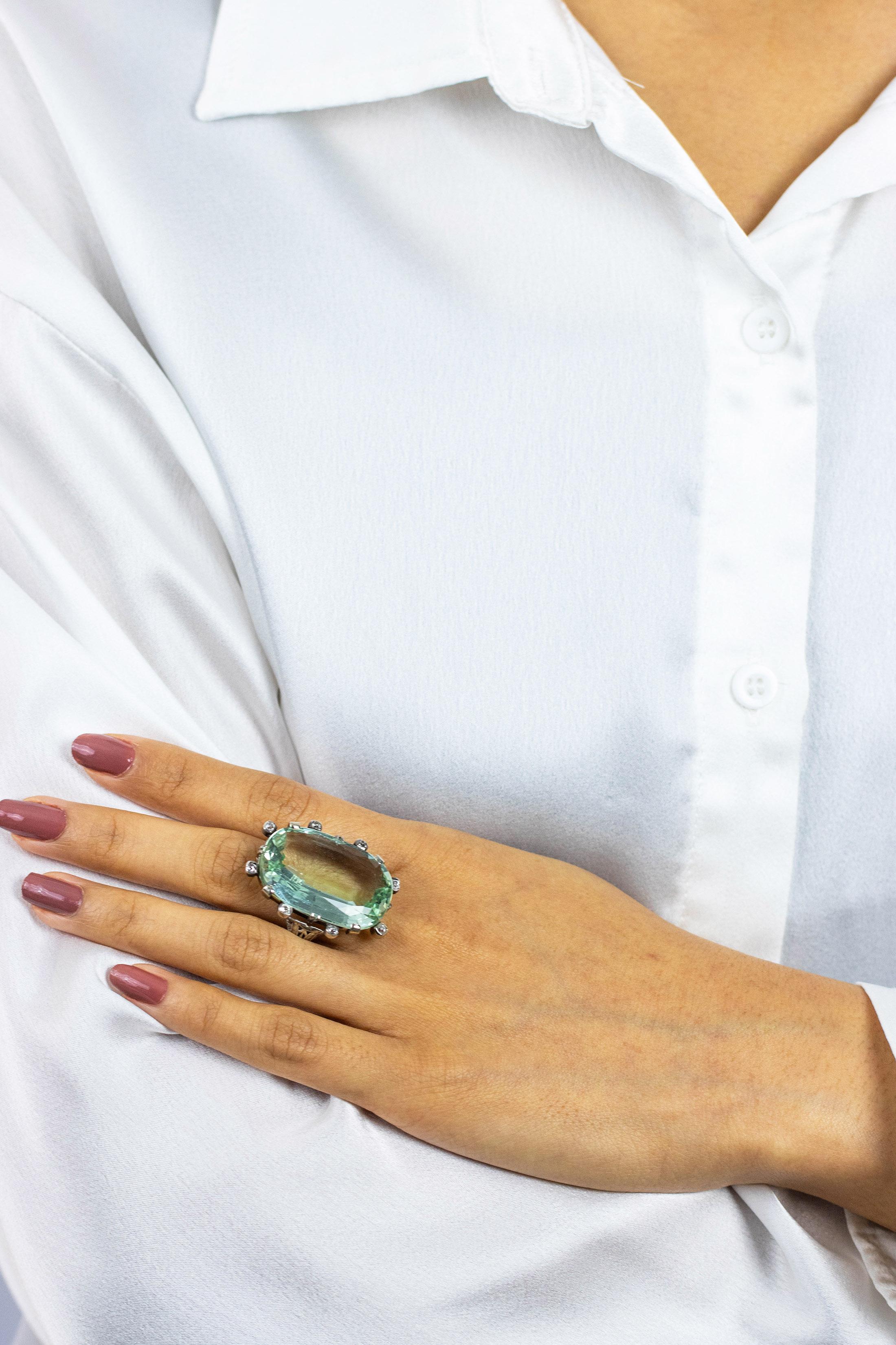 Antique 34.18 Carats Oval Cut Green Aquamarine & Diamond Cocktail Ring In Good Condition For Sale In New York, NY