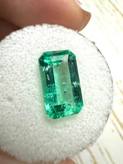 3.42 Carat 13x7.6 Glowing Elongated Green Colombian Emerald - Emerald Cut May