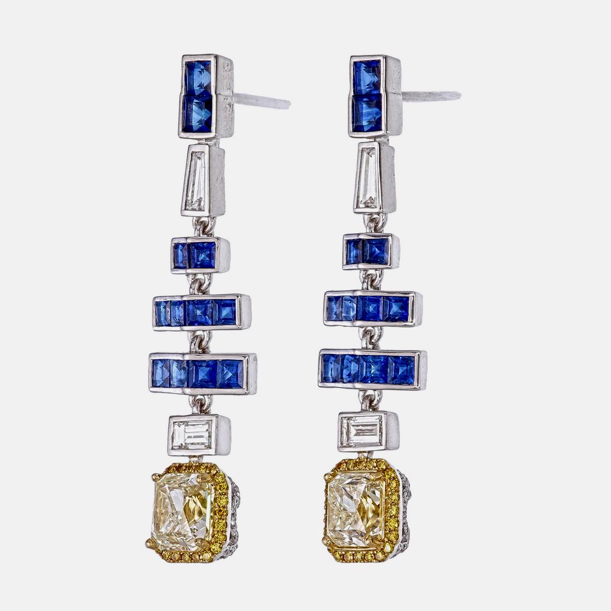 Pendientes de zafiro azul y diamantes de 3,42 quilates en oro blanco de 18 quilates Corte cuadrado en venta