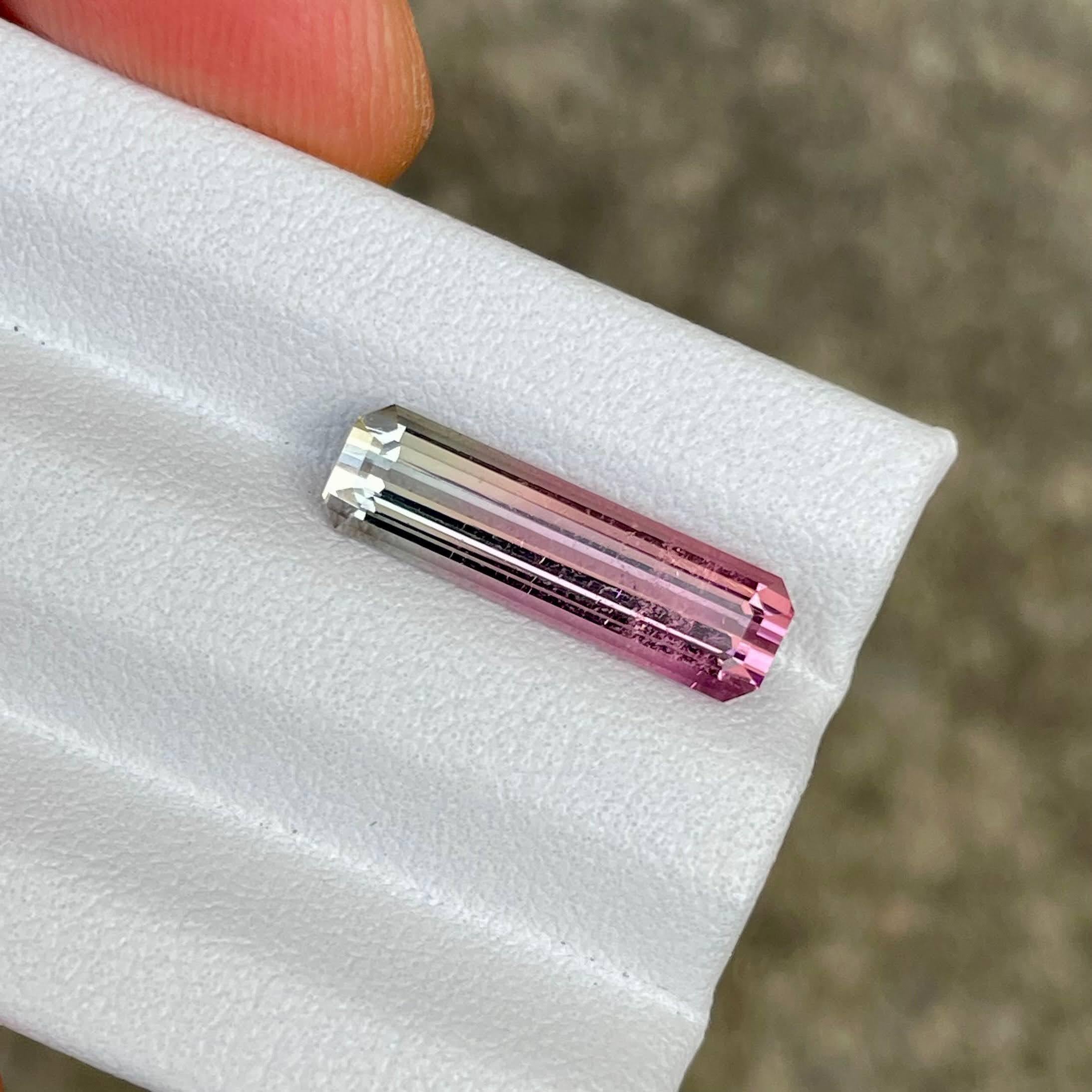 Pierre tourmaline bicolore taille émeraude de 3,42 carats Neuf - En vente à Bangkok, TH