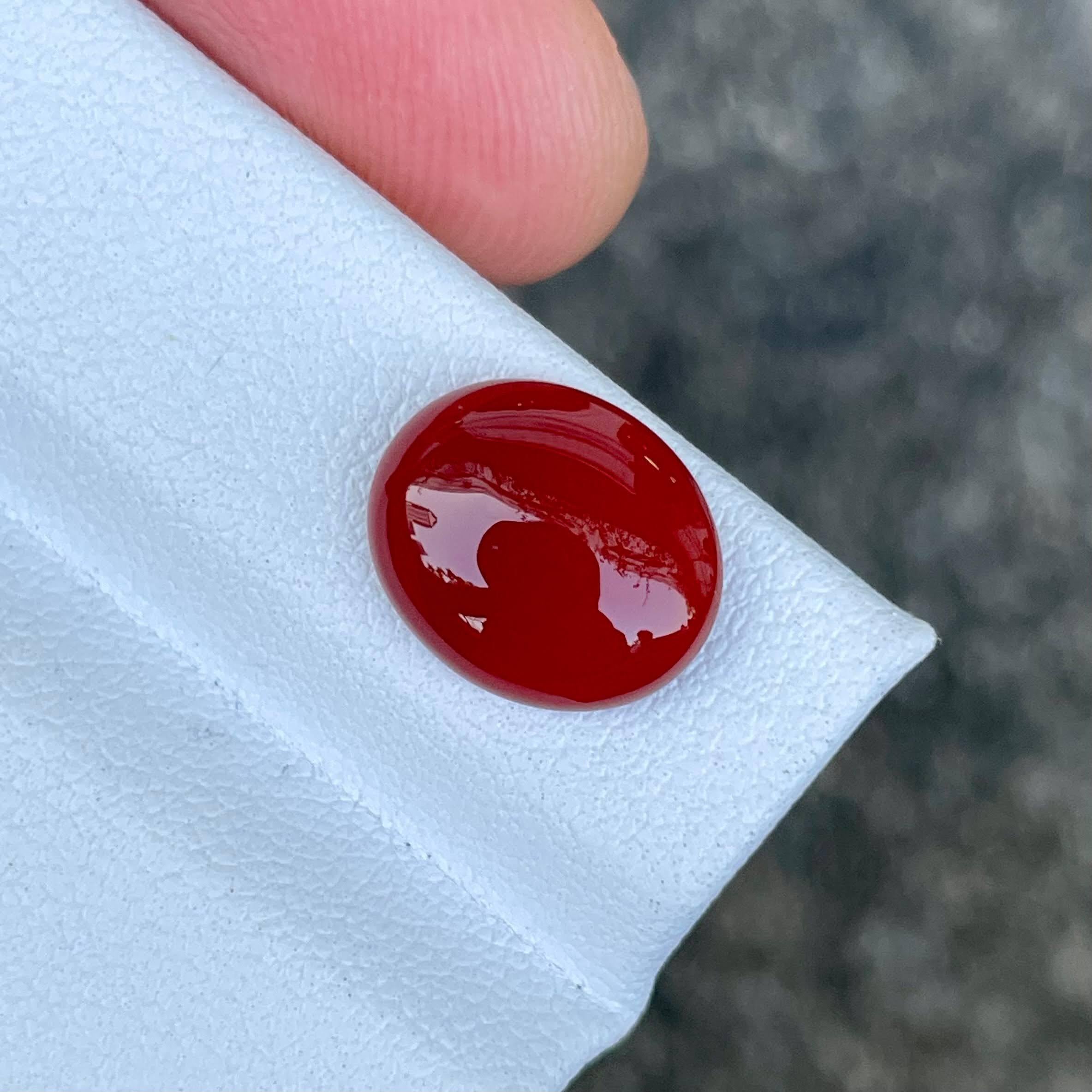 Pierre de cornaline rouge profond taille cabochon de 3,42 carats d'Inde 2