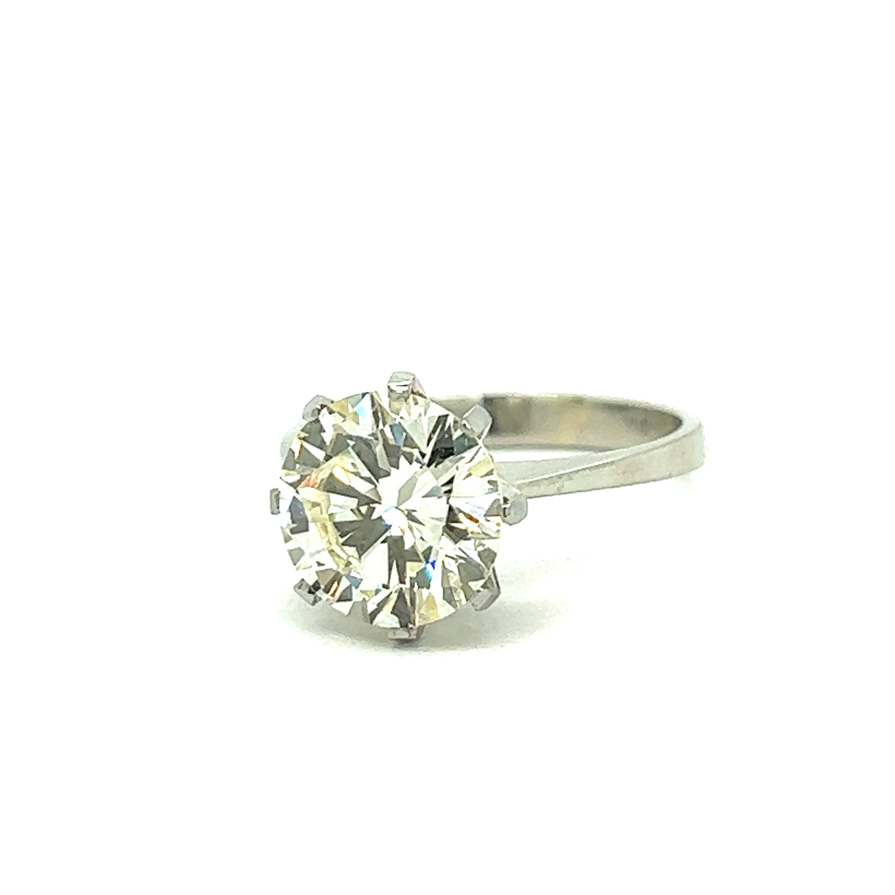 3.42 cts Diamond Solitaire Engagement Ring For Sale 3