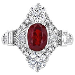 Bague caractéristique en diamants et rubis de 3,42 carats