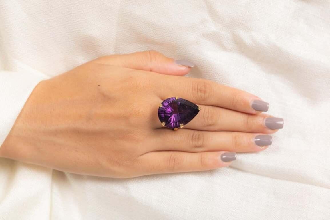 En vente :  34.23 CTW Amethyst Statement Cocktail Ring in 18k Solid Yellow Gold (Bague cocktail en améthyste en or jaune massif) 10