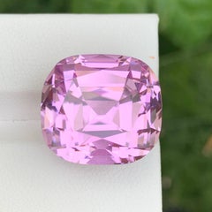 Gema afgana de kunzita natural suelta de 34,25 quilates, de color rosa intenso, sin tratar térmicamente, con corte en cojín