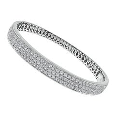 Bracelet en or avec 3.42ct de diamant