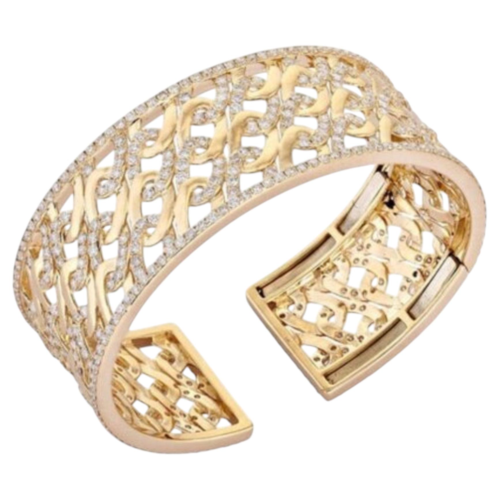 5.11ct Diamond 14K Yellow Gold Bangle Bracelet For Sale
