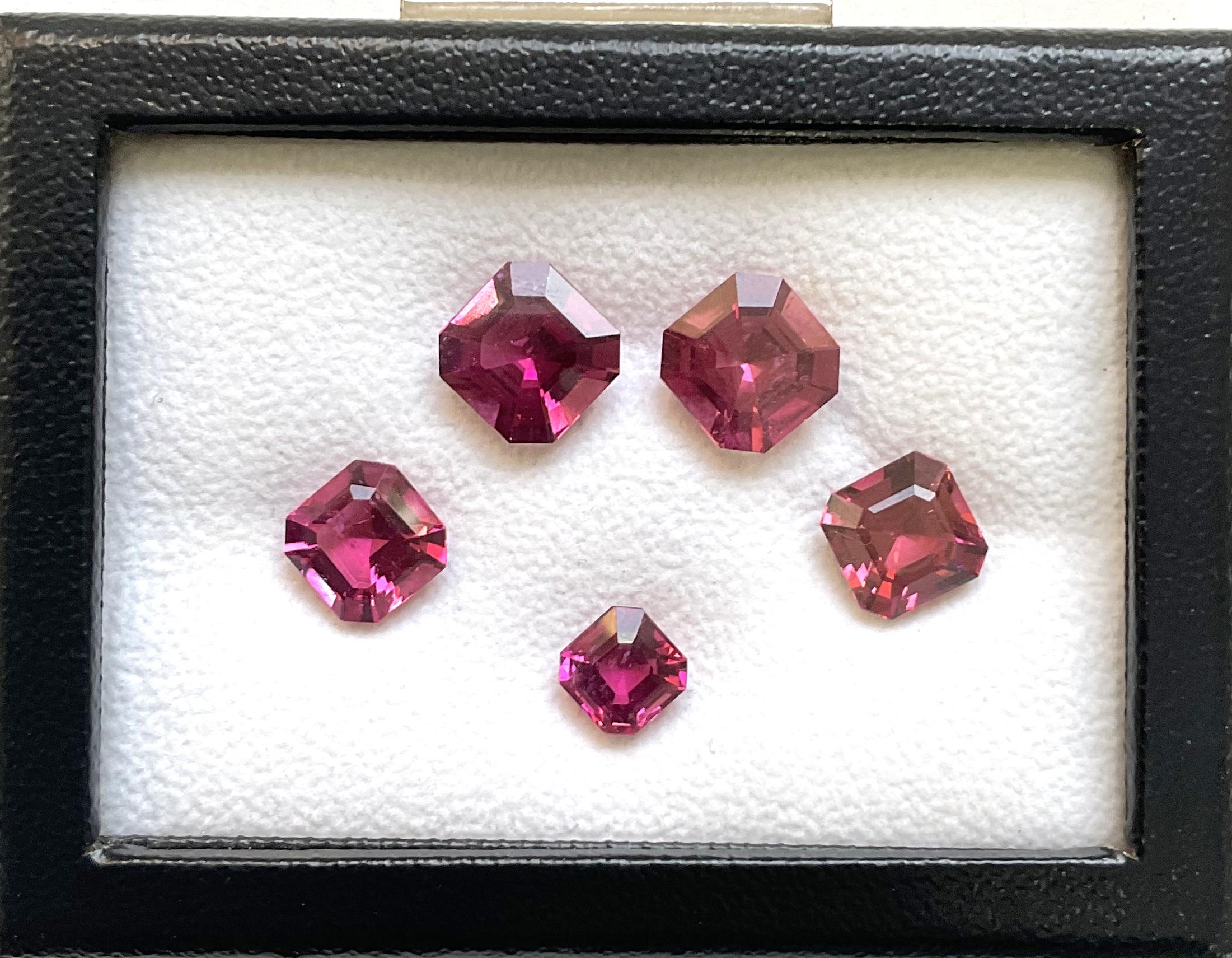 Art déco Pierre de tourmaline rubellite taille octogonale de 34,35 carats pour bijoux naturels en vente