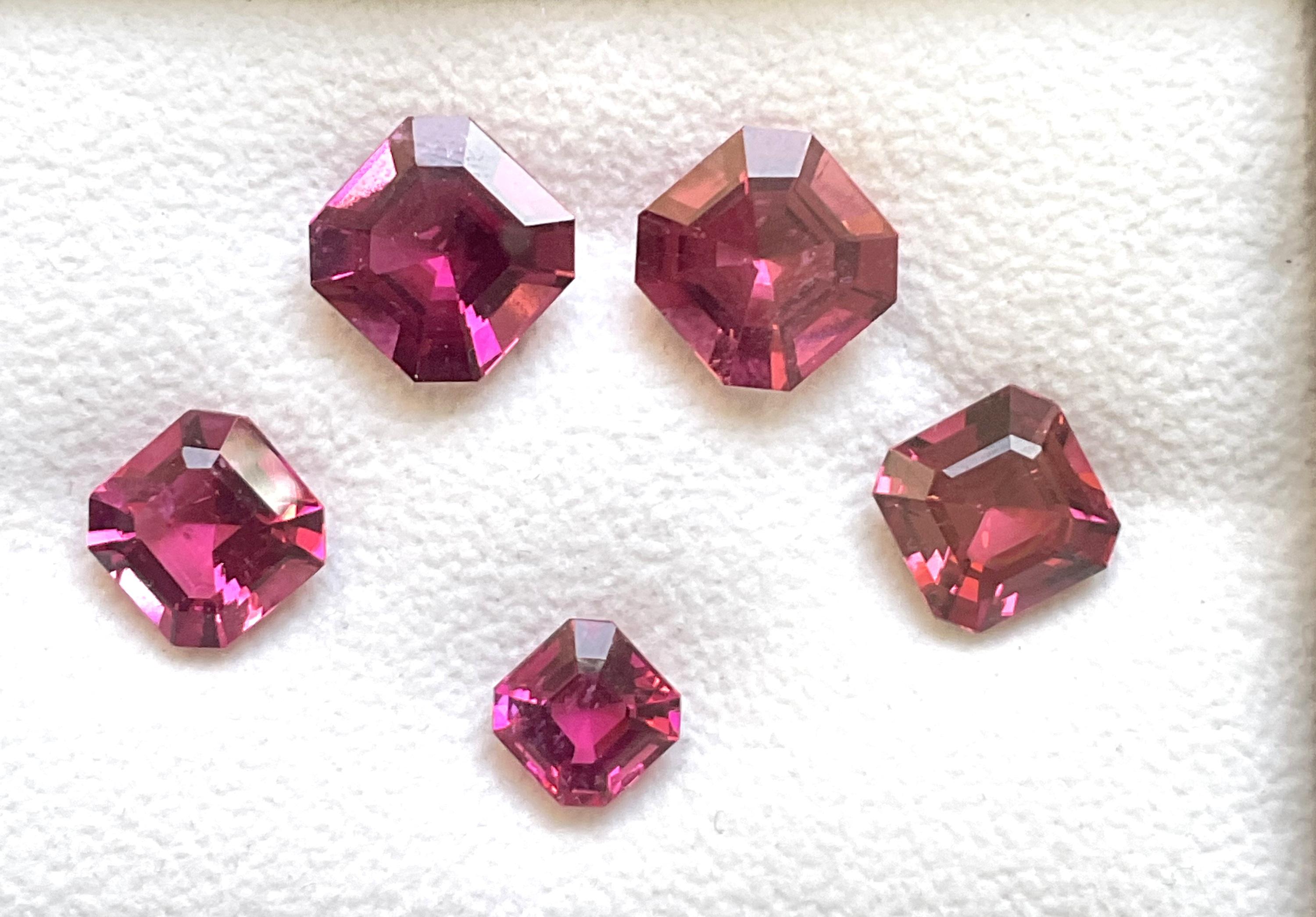 Pierre de tourmaline rubellite taille octogonale de 34,35 carats pour bijoux naturels Unisexe en vente