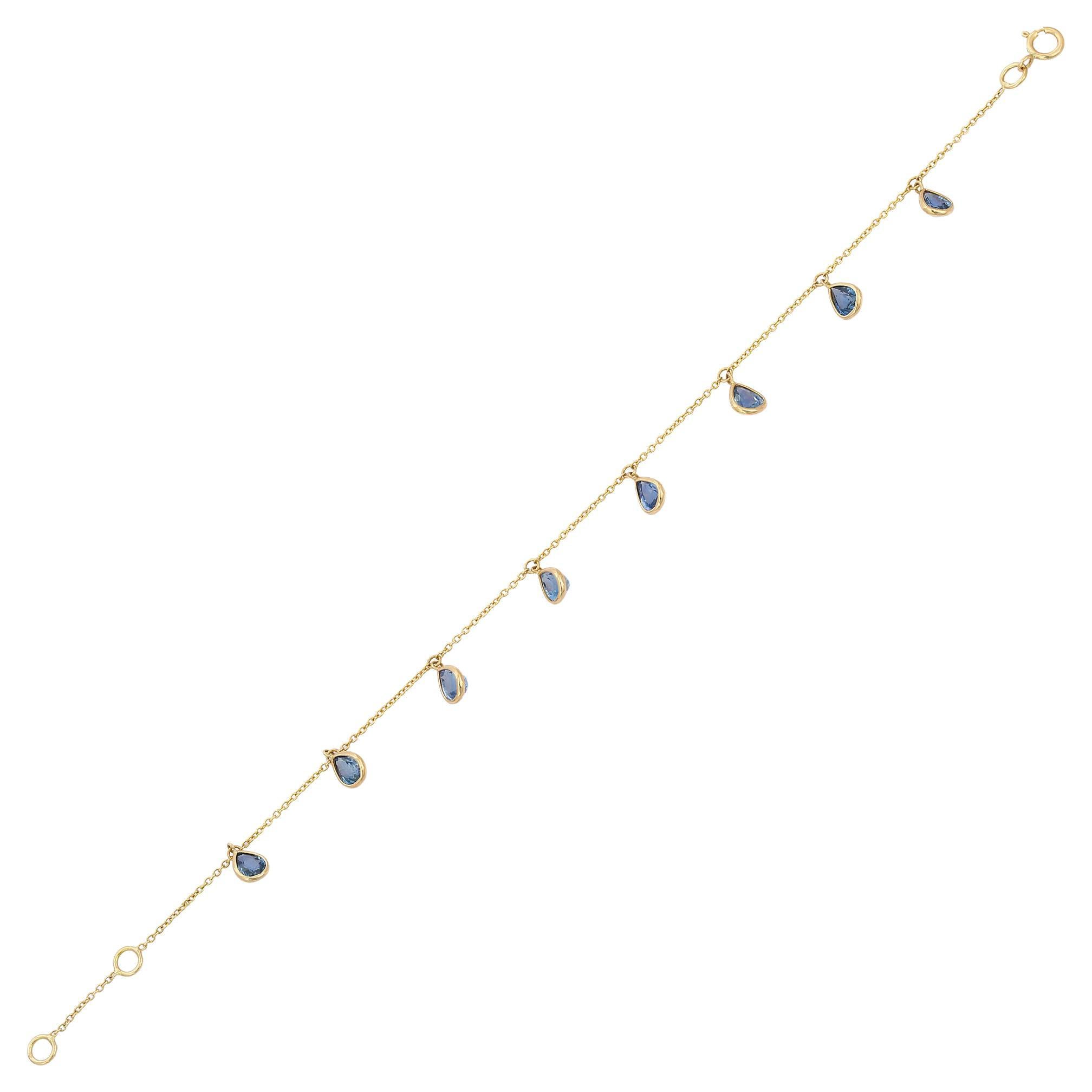 Modern 3.44 Carat Blue Sapphire Chain Bracelet in 18K Yellow Gold For Sale