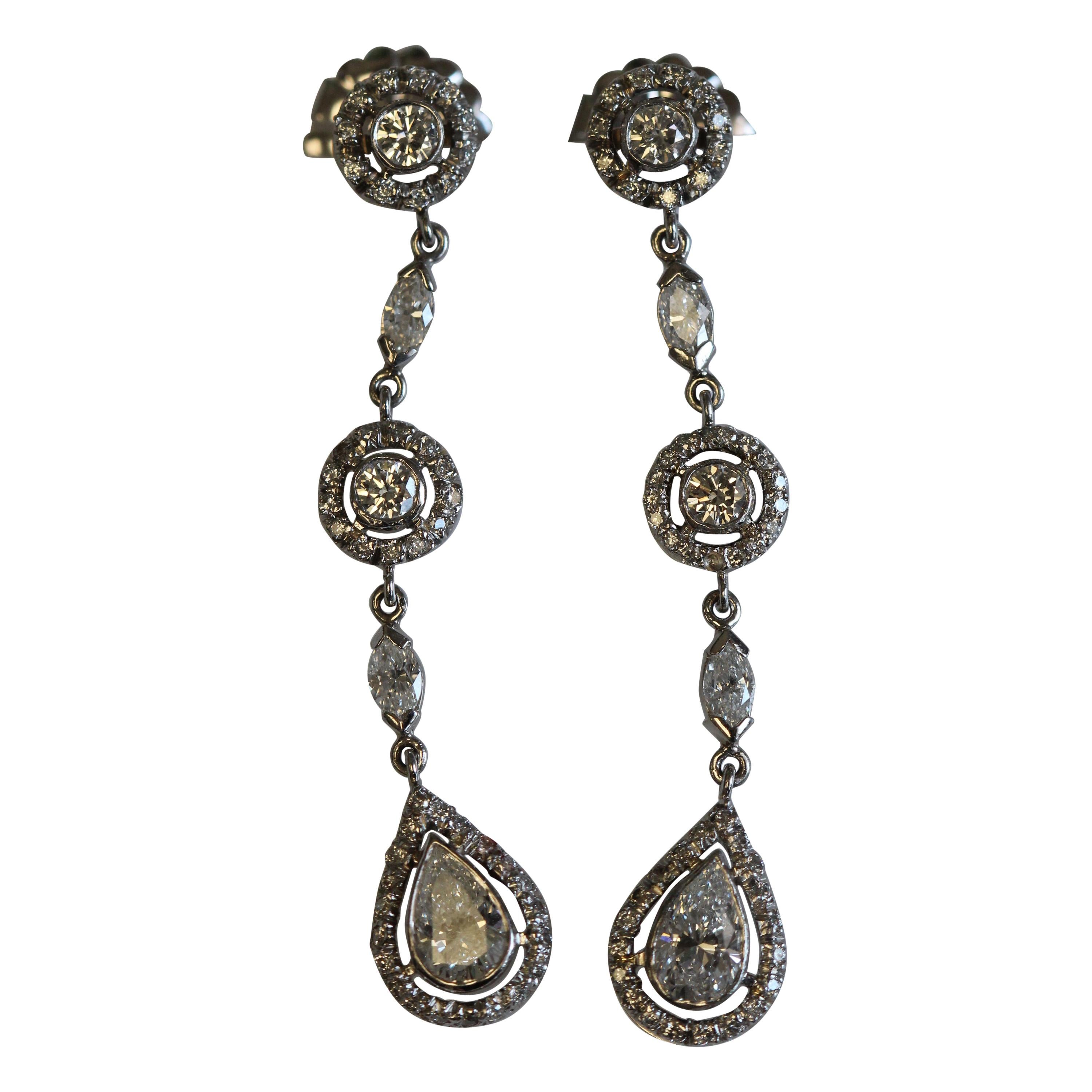 Pendientes de gota de diamantes multiformes de 3,44 quilates, platino, Ben Dannie en venta