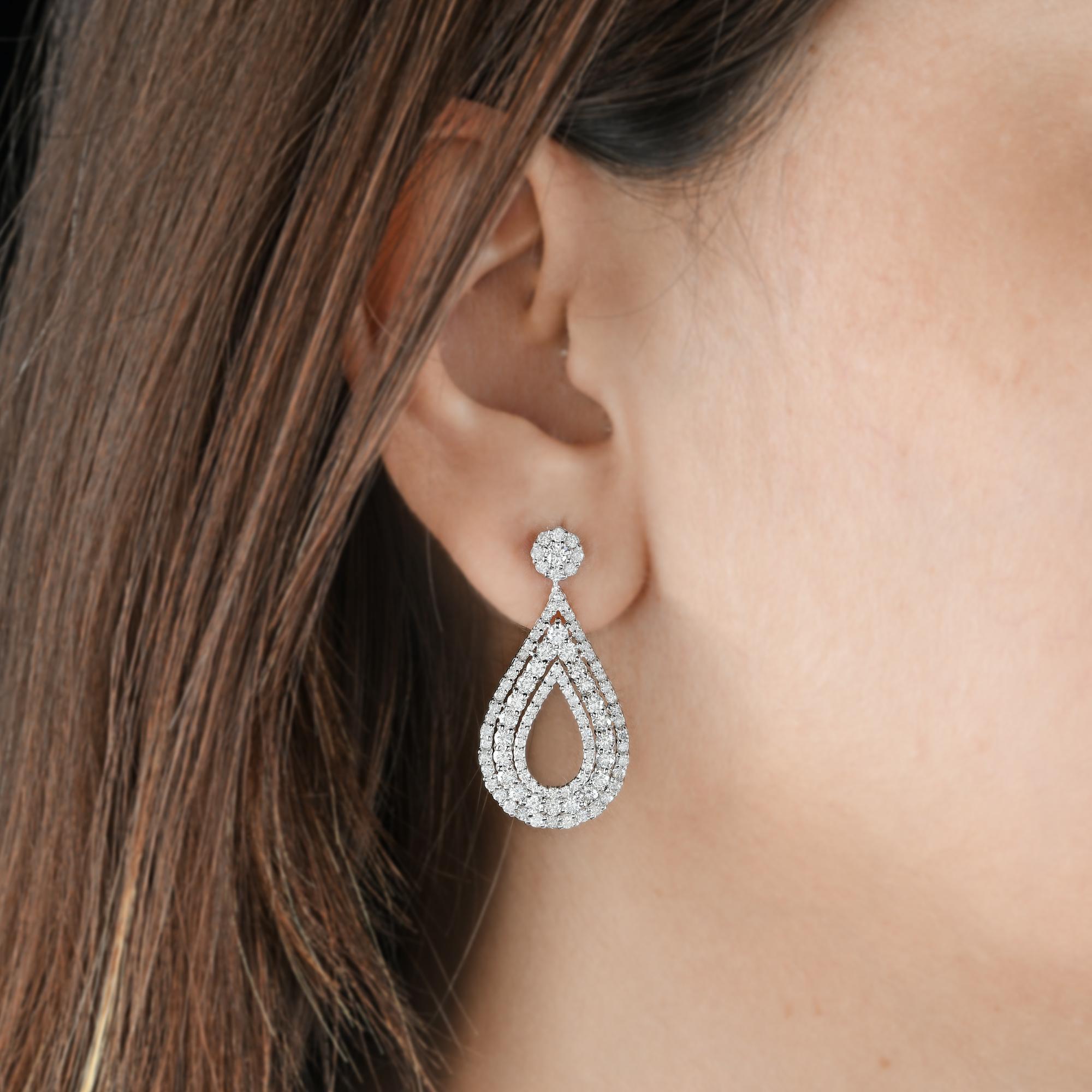 3,44 ct SI Claridad HI Color Pendientes colgantes de diamantes Joyas de oro blanco de 14 quilates Corte redondo en venta