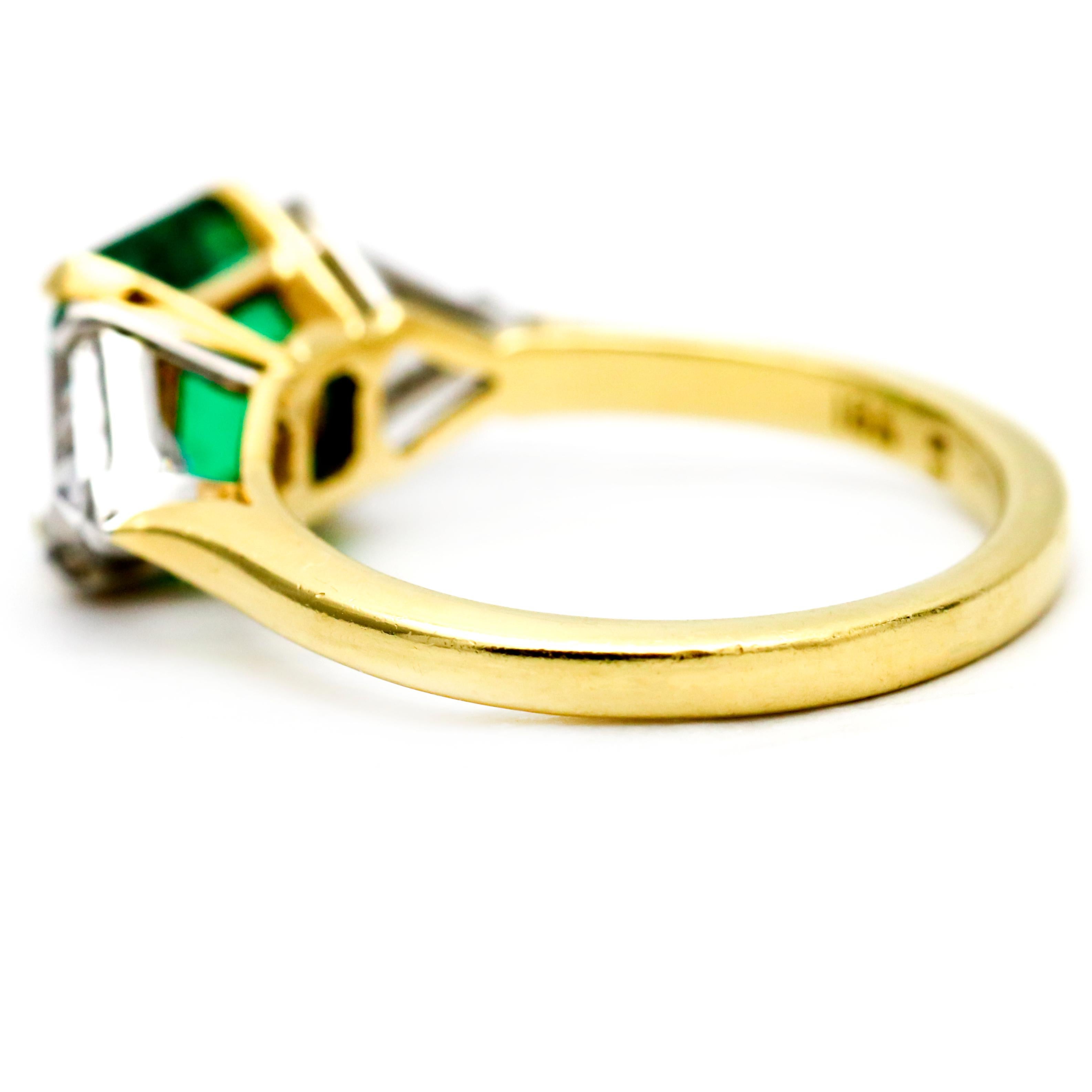 3.45 Carat 18 Karat Gold Platinum Emerald Diamond Three-Stone Ring For Sale 3