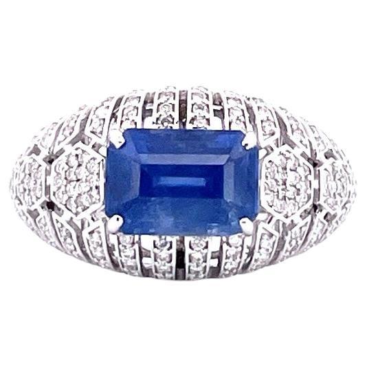 3.45ct Royal Blue Sapphire & Diamond studded 18K White Gold Ring