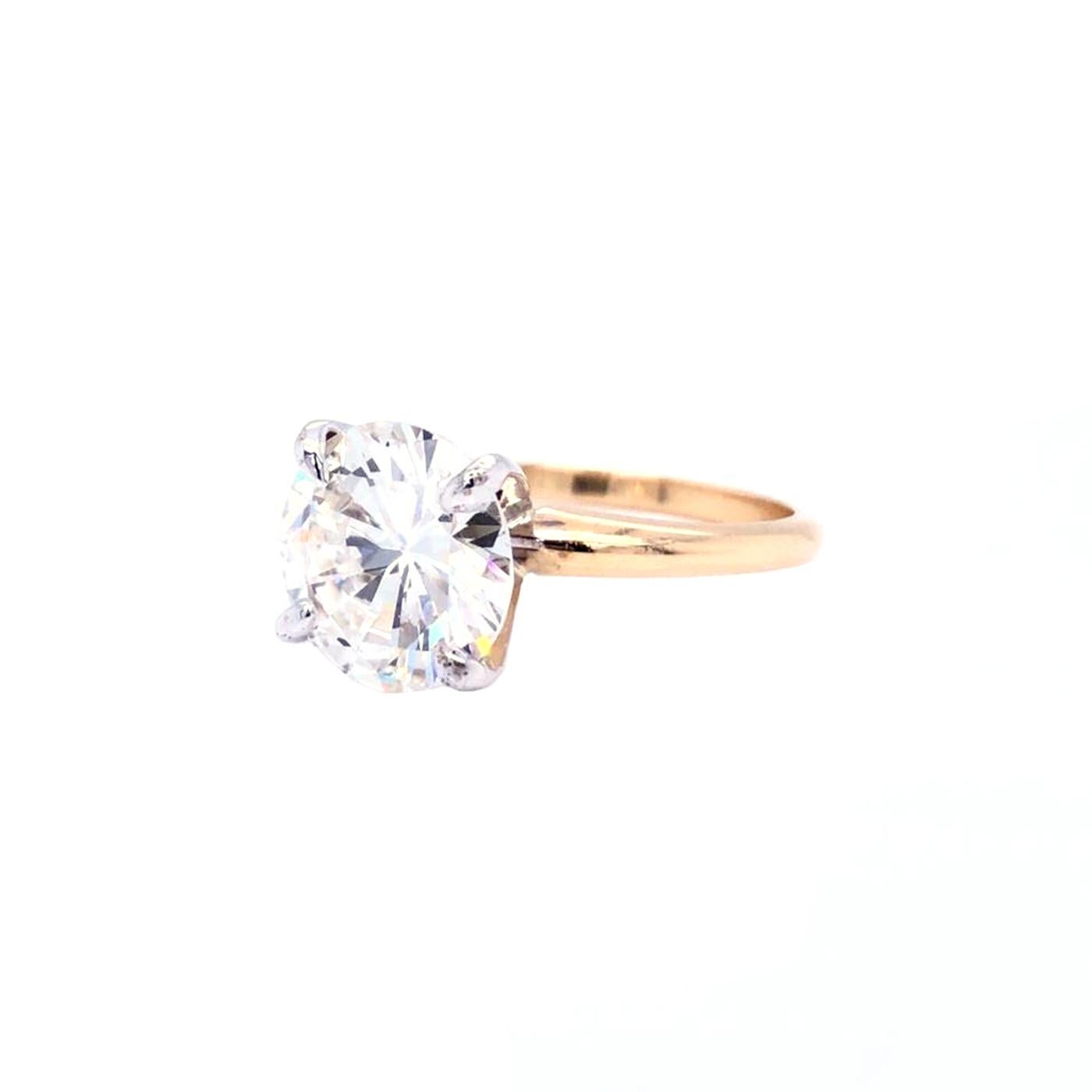 De las mujeres Anillo de diamantes redondos de 3,45 quilates con certificado GIA Oro de 14 quilates Si1 Claridad I Color en venta