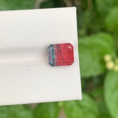 3.45 Carat Natural Loose Bi Colour Tourmaline Emerald Shape Gemstone (pierre précieuse en forme d'émeraude)