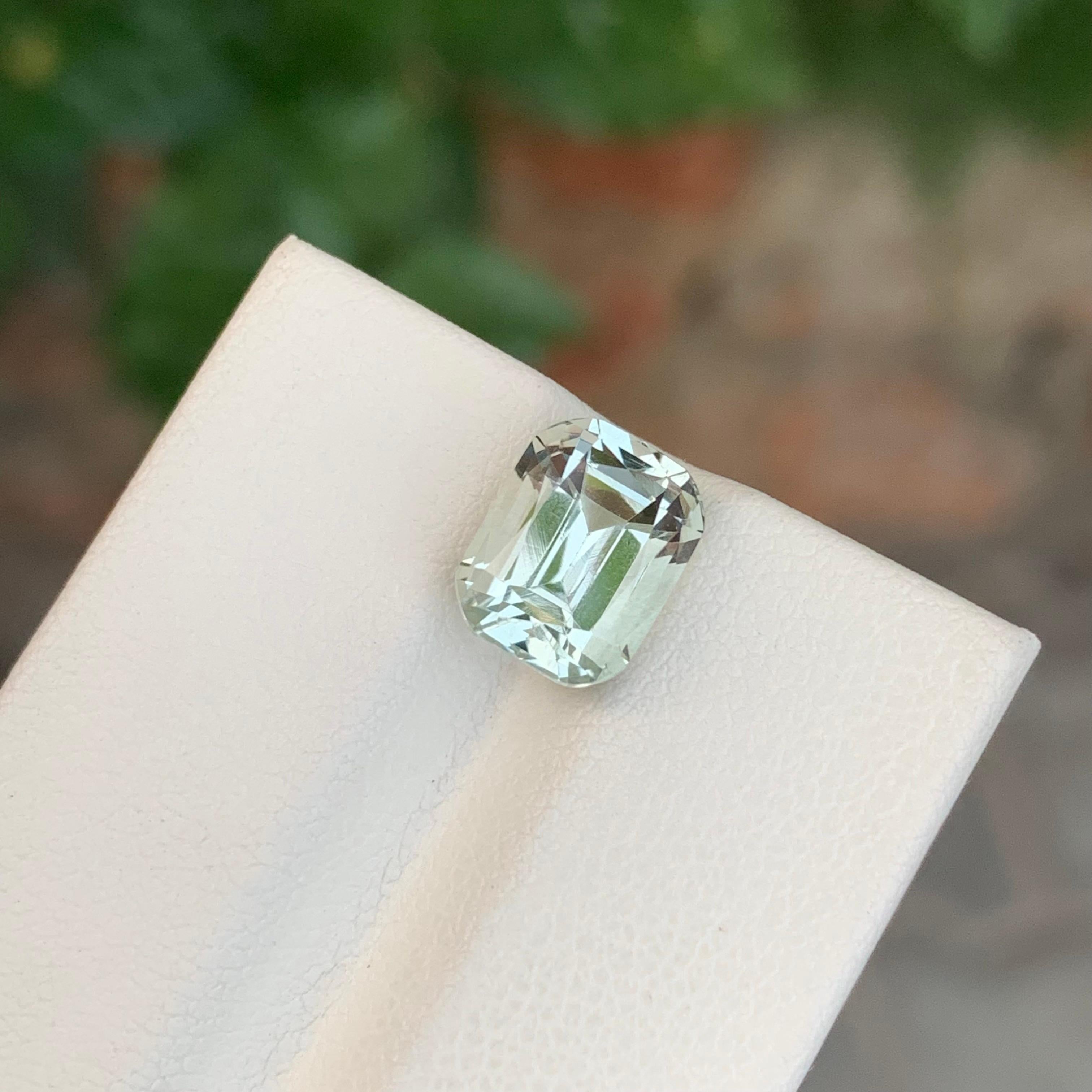 3,45 Karat Natürlicher loser grüner Amethyst Smaragd Form Edelstein im Angebot 2
