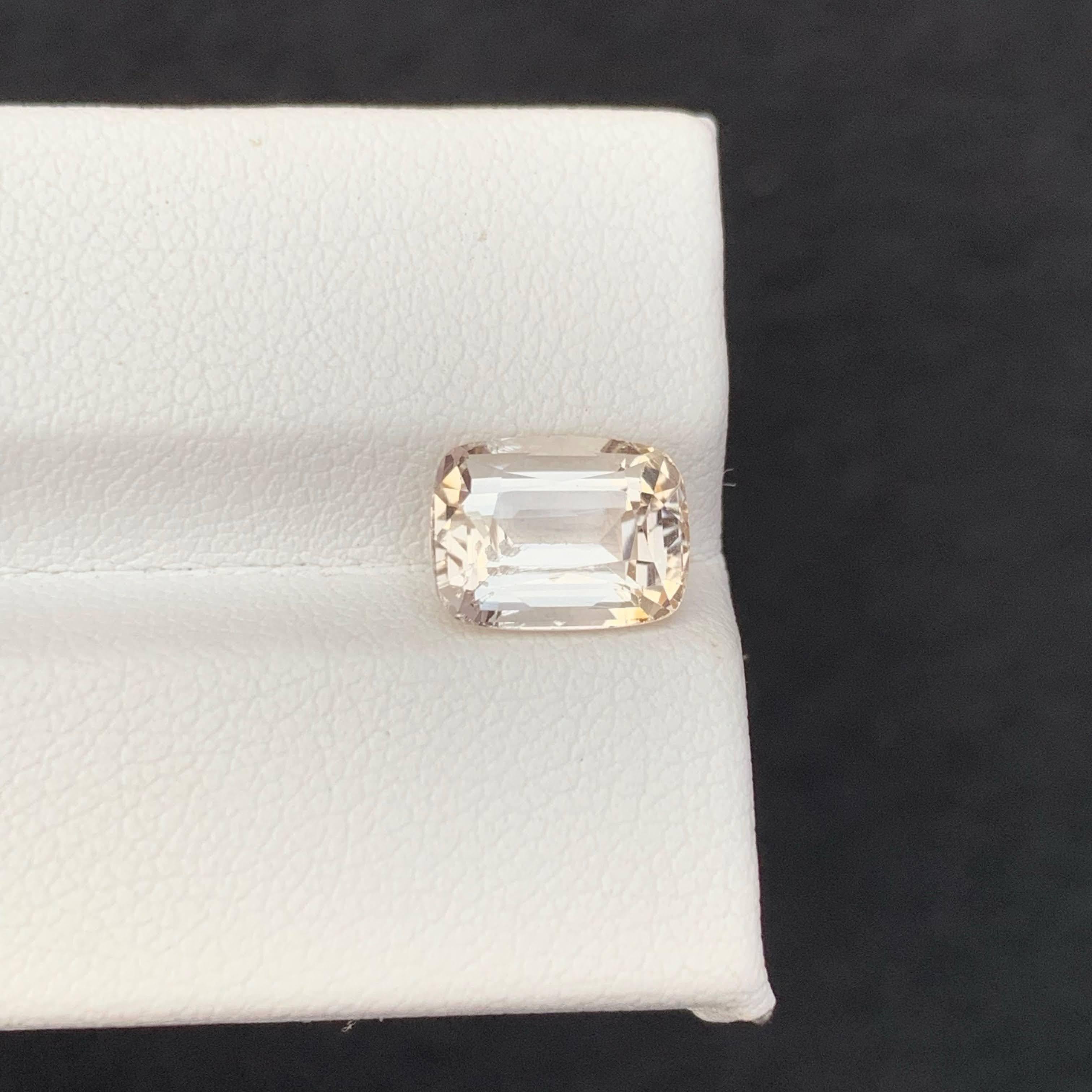 Piedra natural suelta de topacio melocotón de 3,45 quilates talla cojín piedra preciosa paquistaní en venta 1