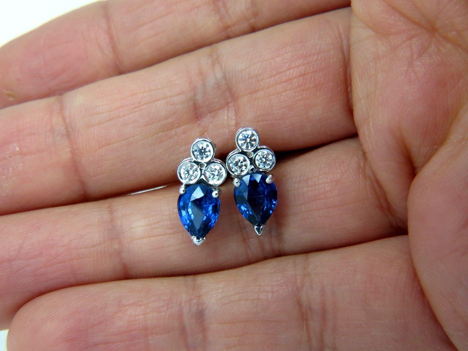 Pear Cut 3.45 Carat Natural Sapphire Diamonds Cluster Stud Earrings 14 Karat Vivid Blue