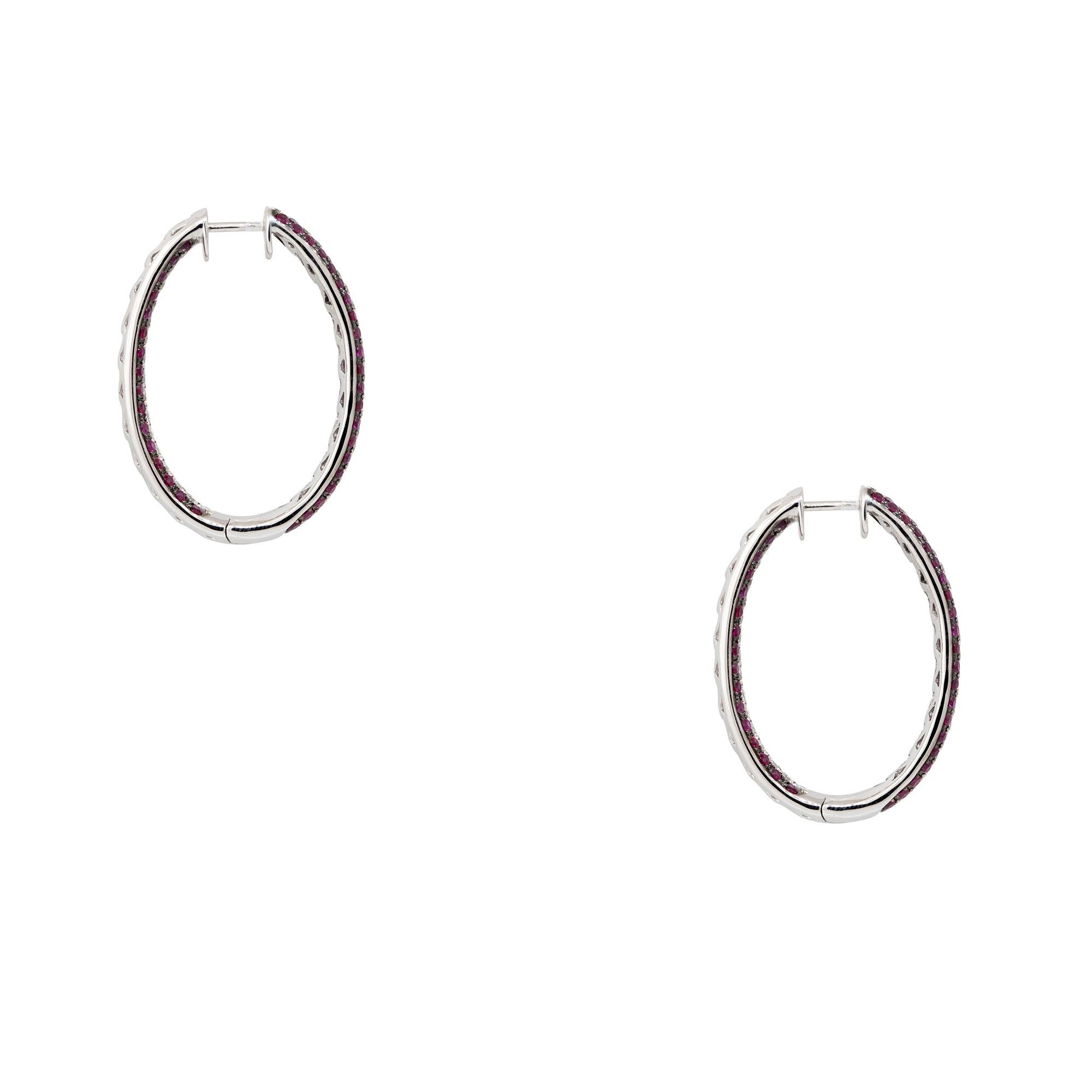 Taille ronde 3.45 Carat Ruby & 1.42 Carat Diamond Inside Out Hoop Earrings 18 Karat En stock en vente