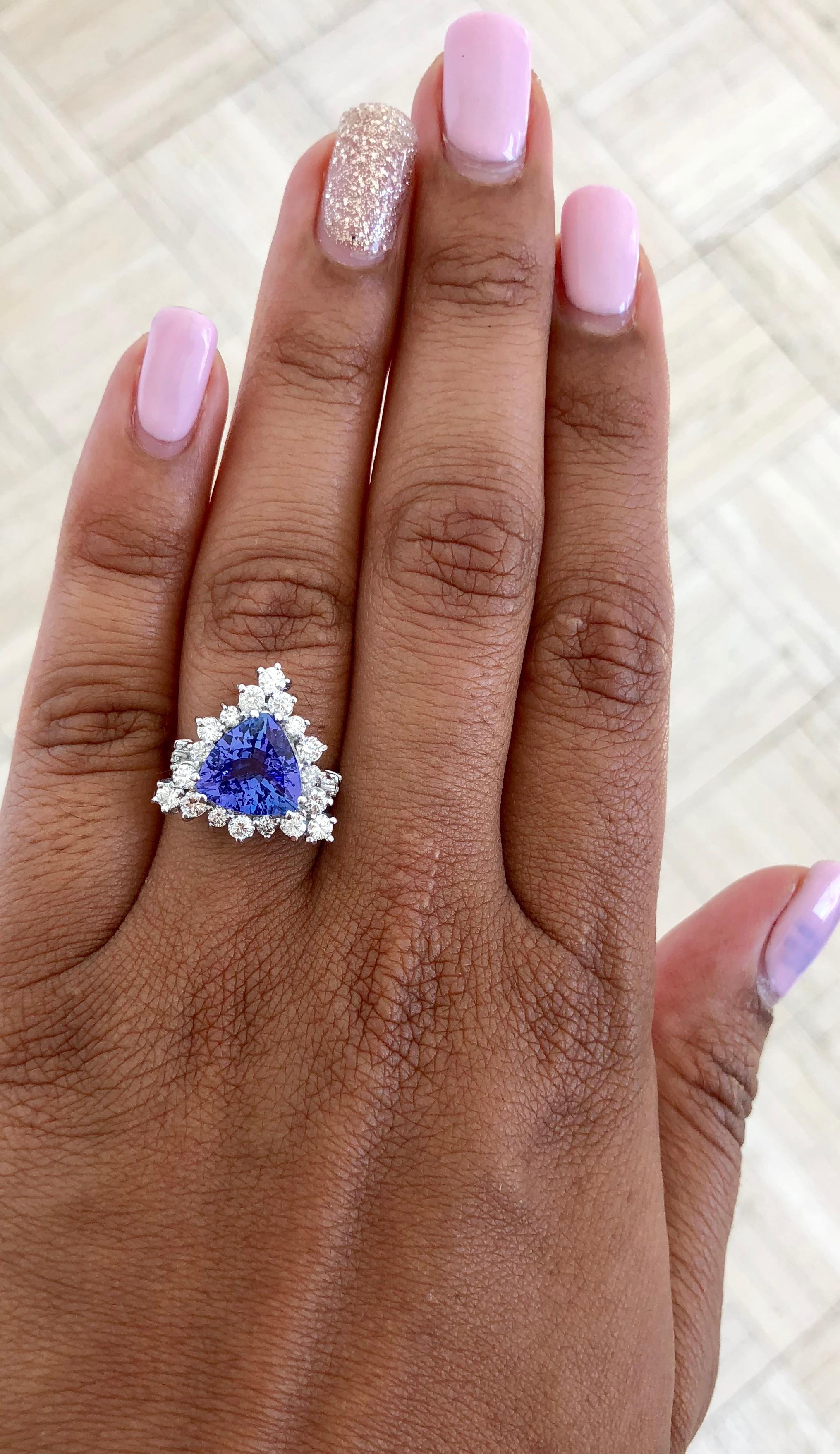 3.45 Carat Trillion Cut Tanzanite Diamond Cocktail Ring 14 Karat White Gold In New Condition For Sale In Los Angeles, CA
