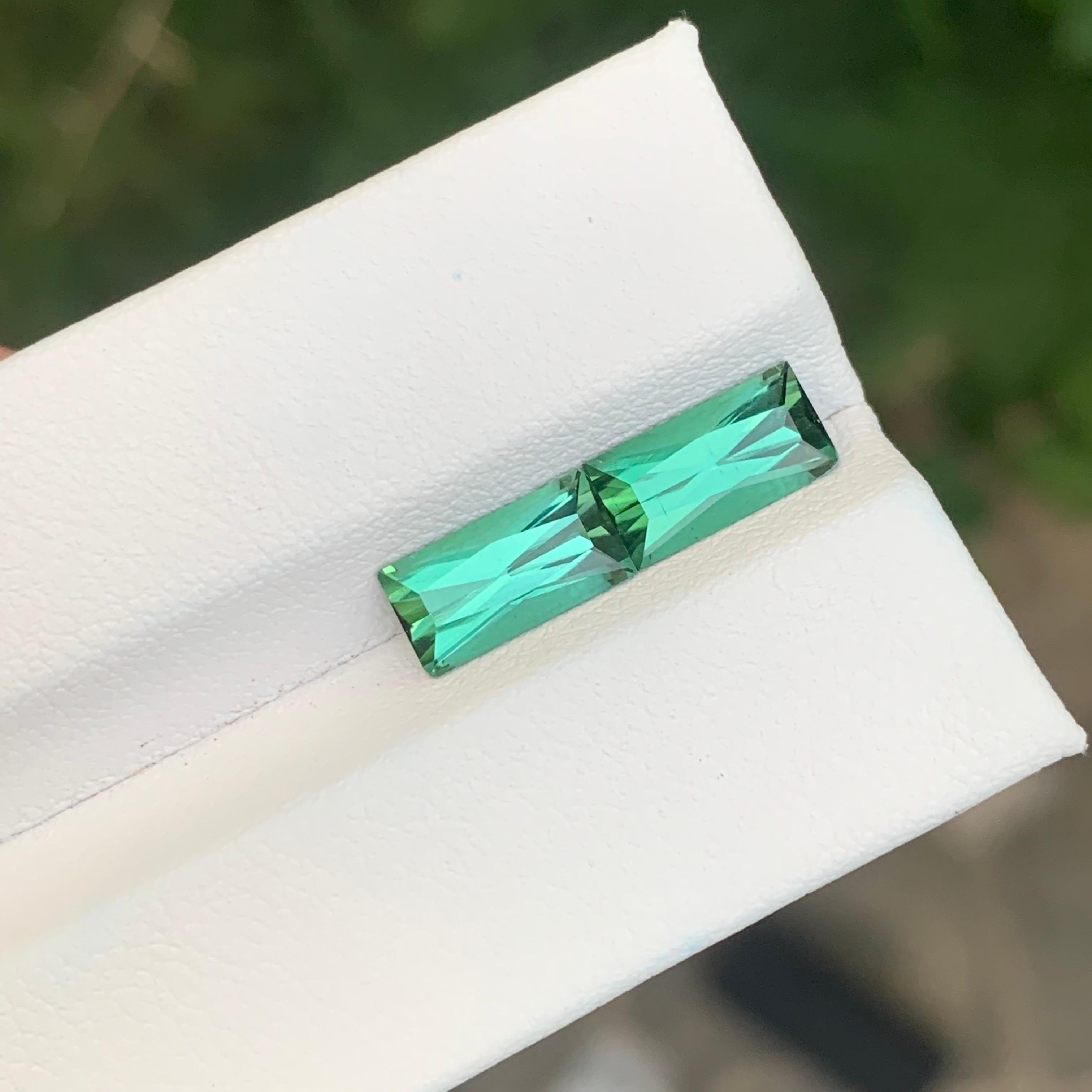 3.45 Carats Natural Green Blue Tourmaline Pair Loose Gemstone For Earrings For Sale 1