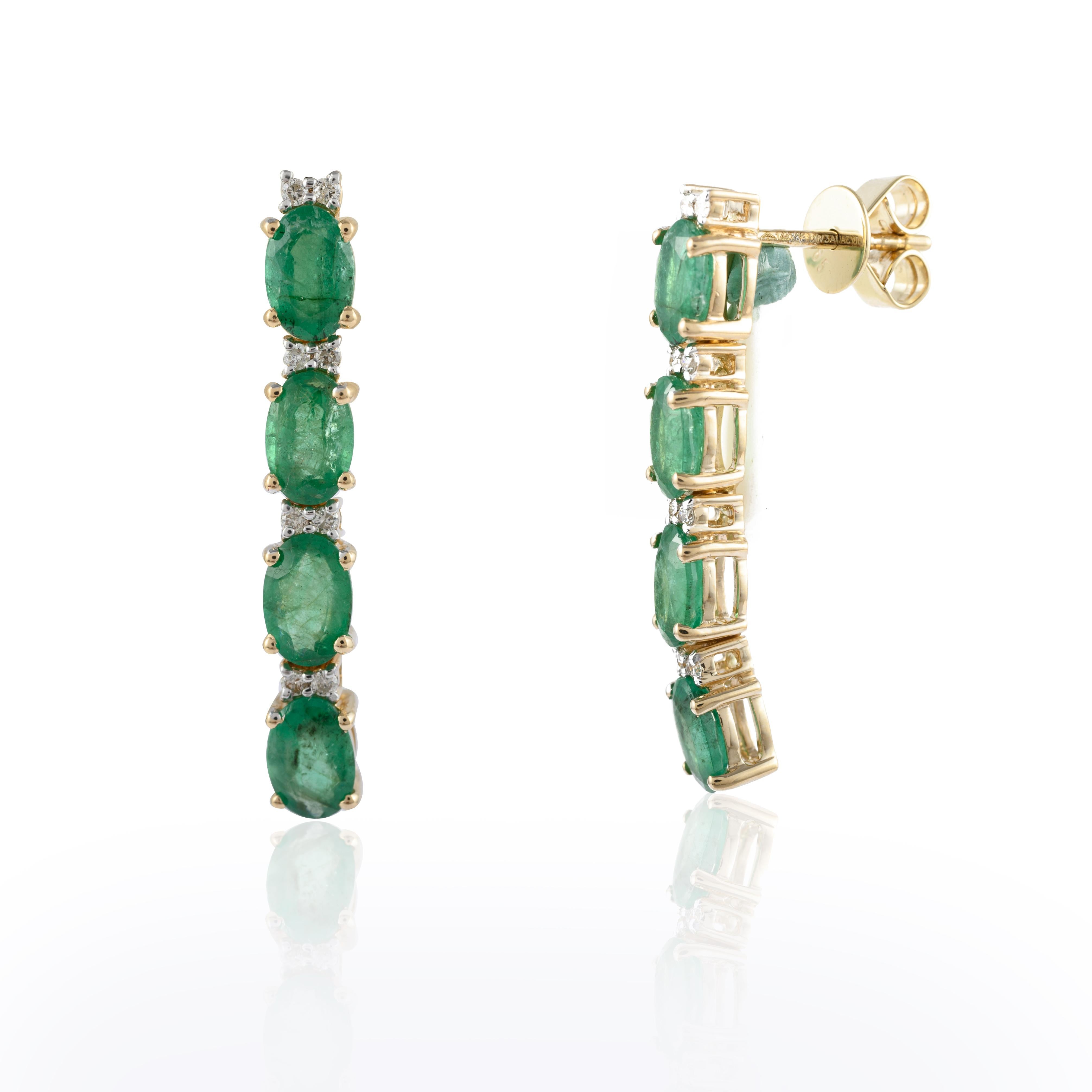 Art Deco 3.45ct Natural Diamond Emerald Long Hanging Earrings in 14k Solid Yellow Gold For Sale