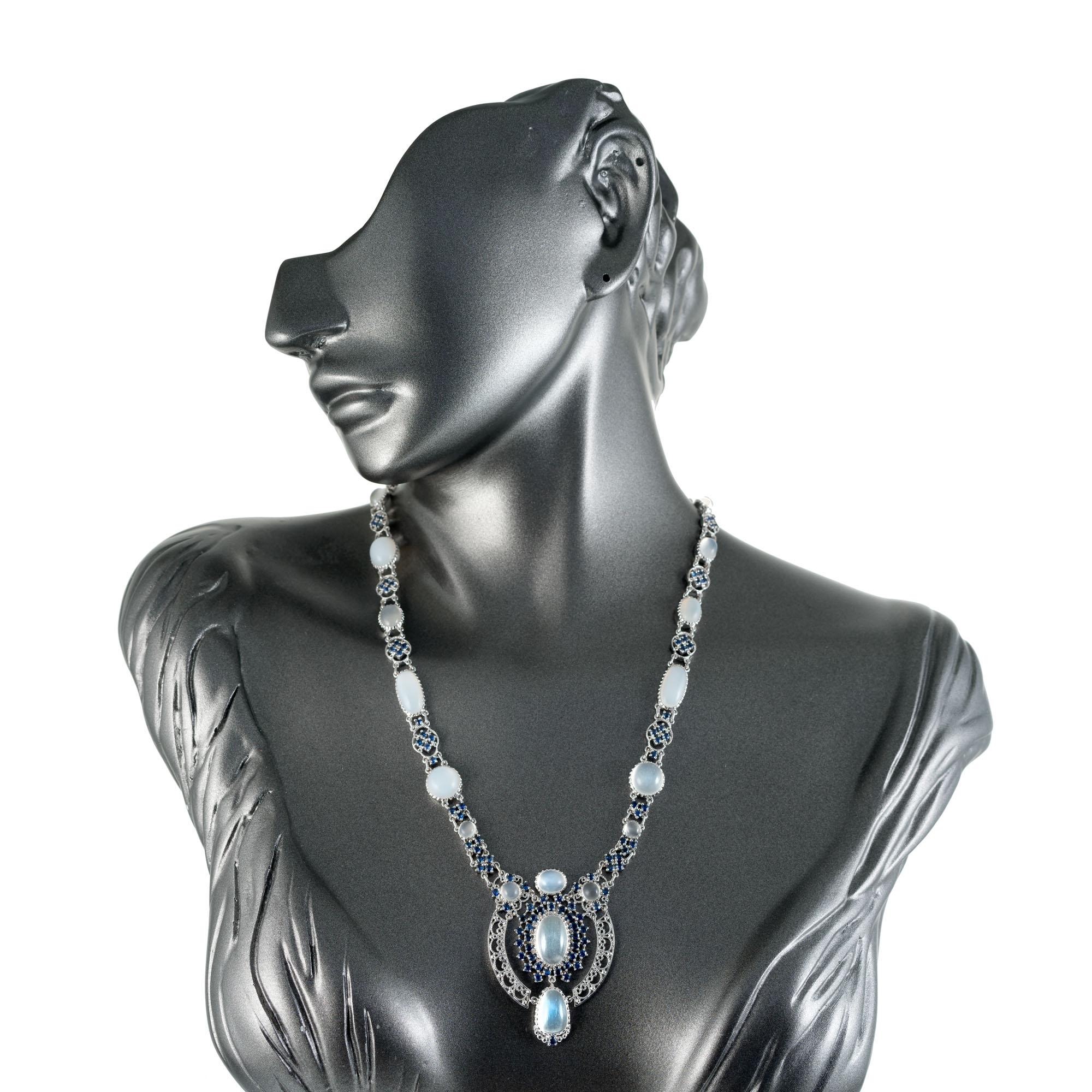 34.50 Carat Moonstone Sapphire White Gold Pendant Necklace For Sale 1