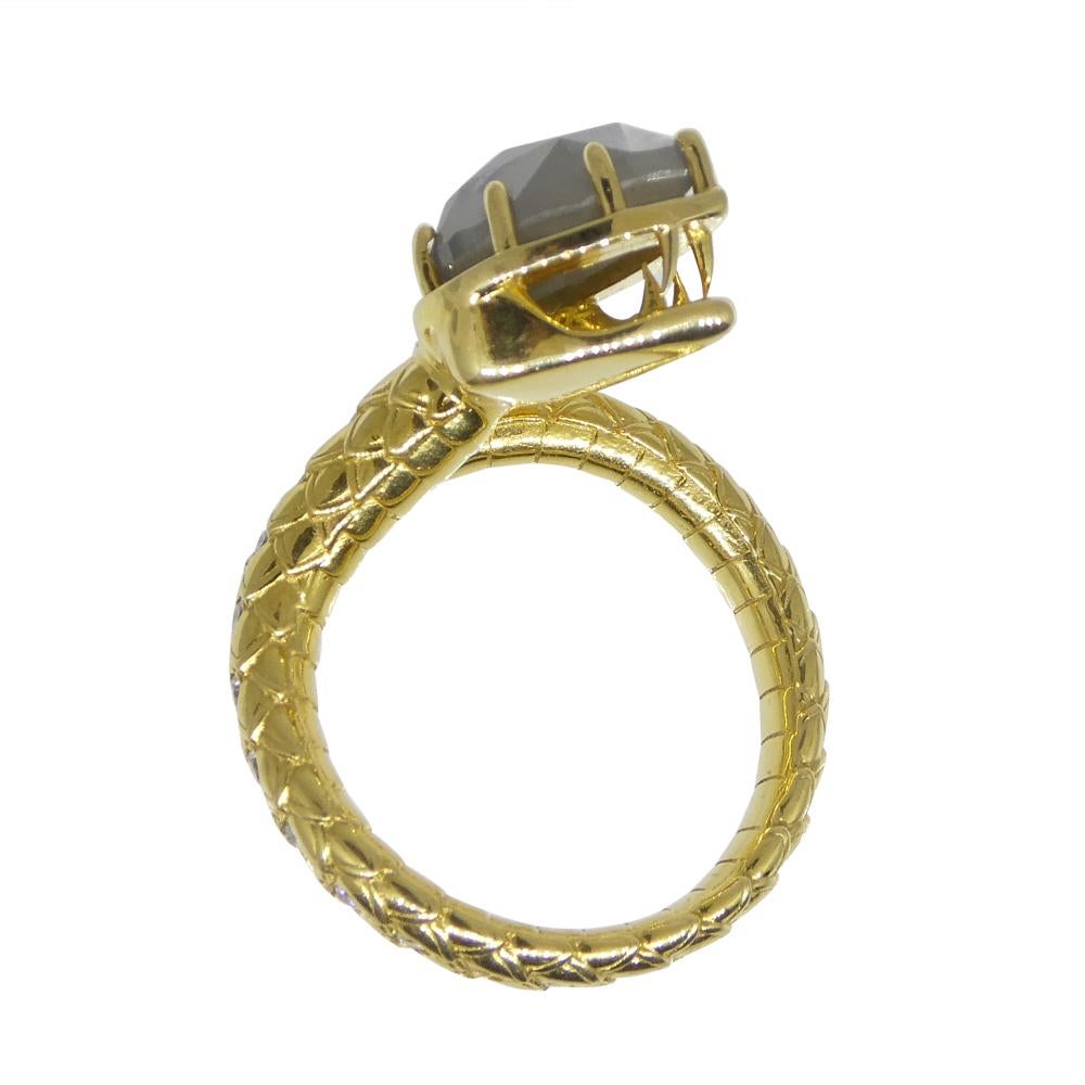 3.45ct Grey & White Diamond Statement Snake Ring set in 18k Yellow Gold In New Condition For Sale In Toronto, Ontario