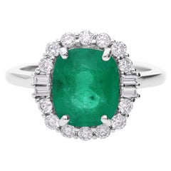 3.45Ct Oval Cut Zambian Emerald Diamond Halo Wedding Ring 18 Karat White Gold